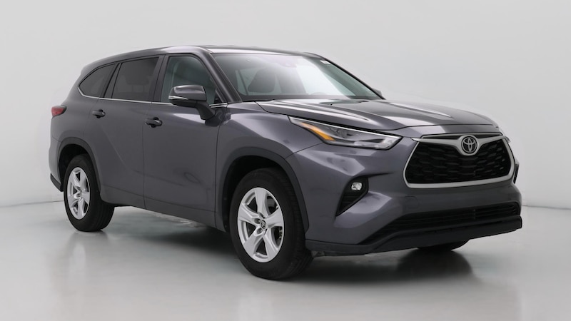 2023 Toyota Highlander LE Hero Image