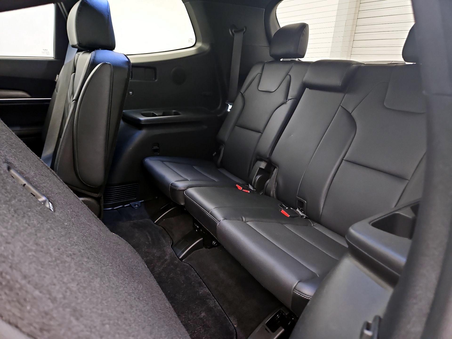 Thumbnail: 2023 Kia Telluride - 20