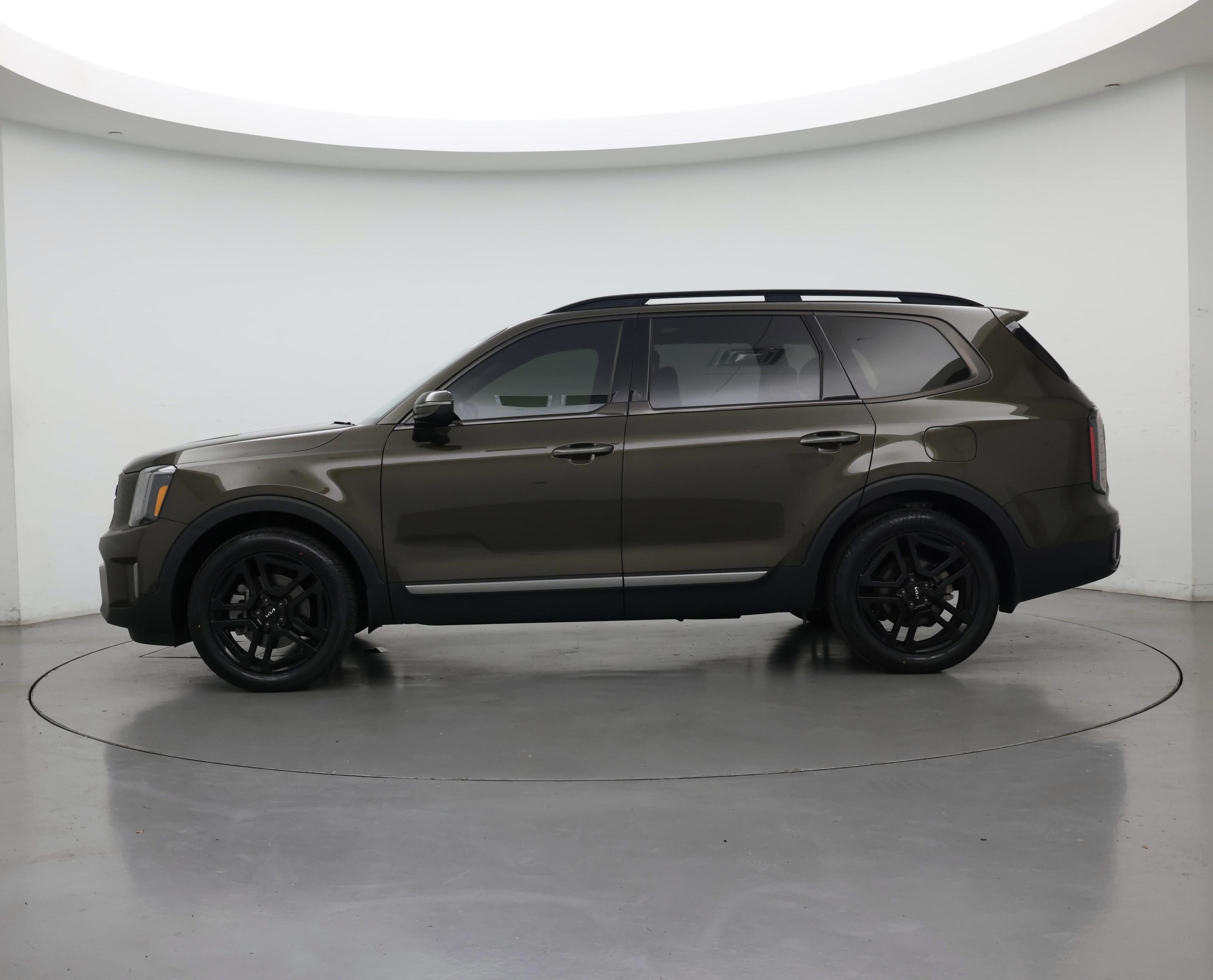 Thumbnail: 2023 Kia Telluride - 3