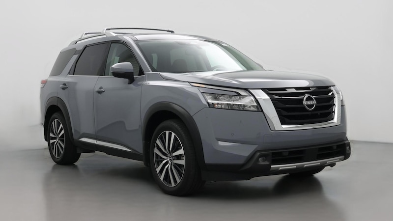 2022 Nissan Pathfinder Platinum Hero Image