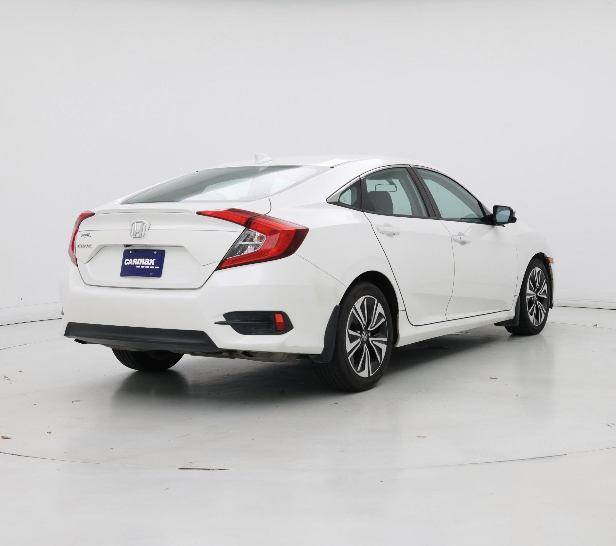 Thumbnail: 2017 Honda Civic - 8