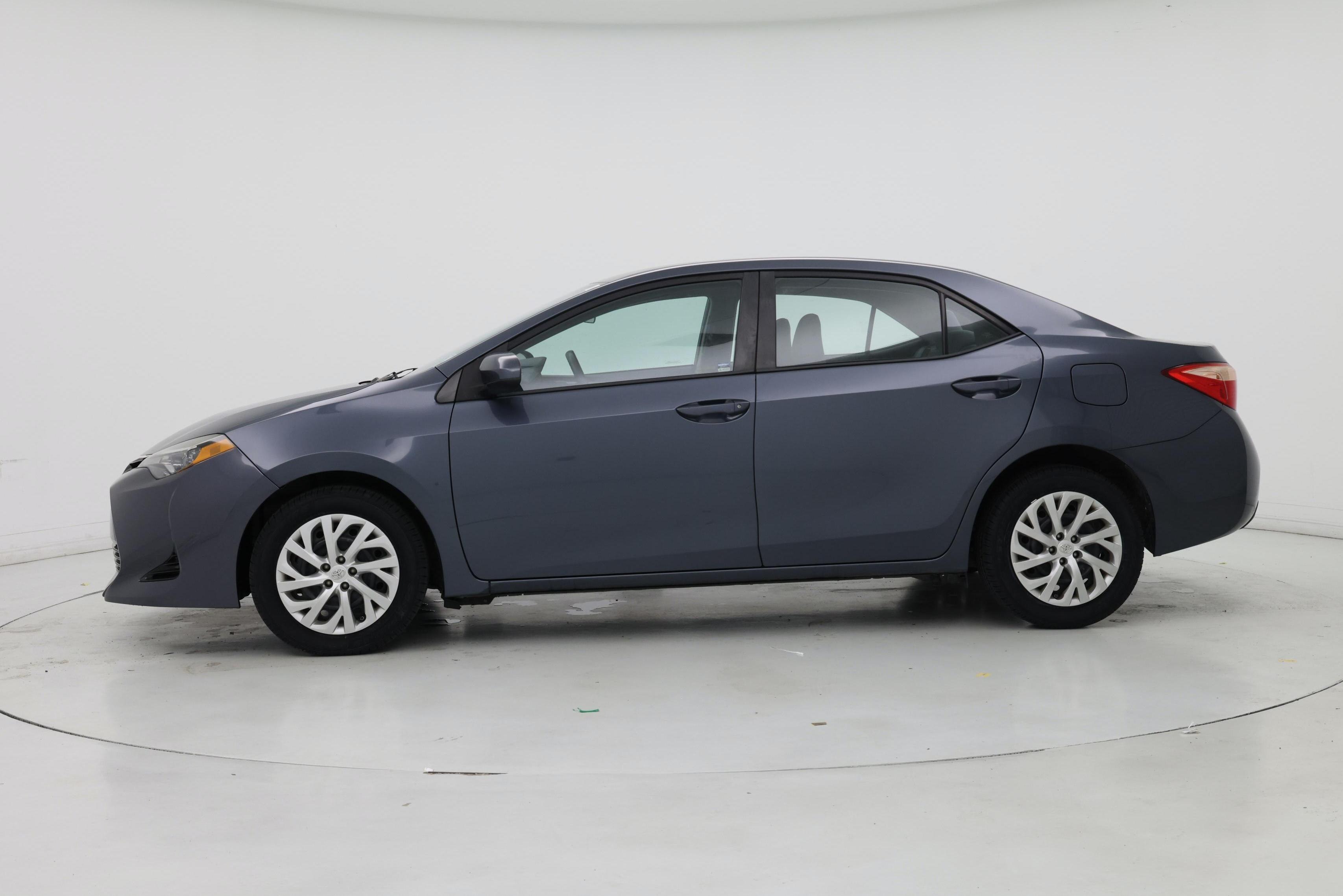 Thumbnail: 2019 Toyota Corolla - 3