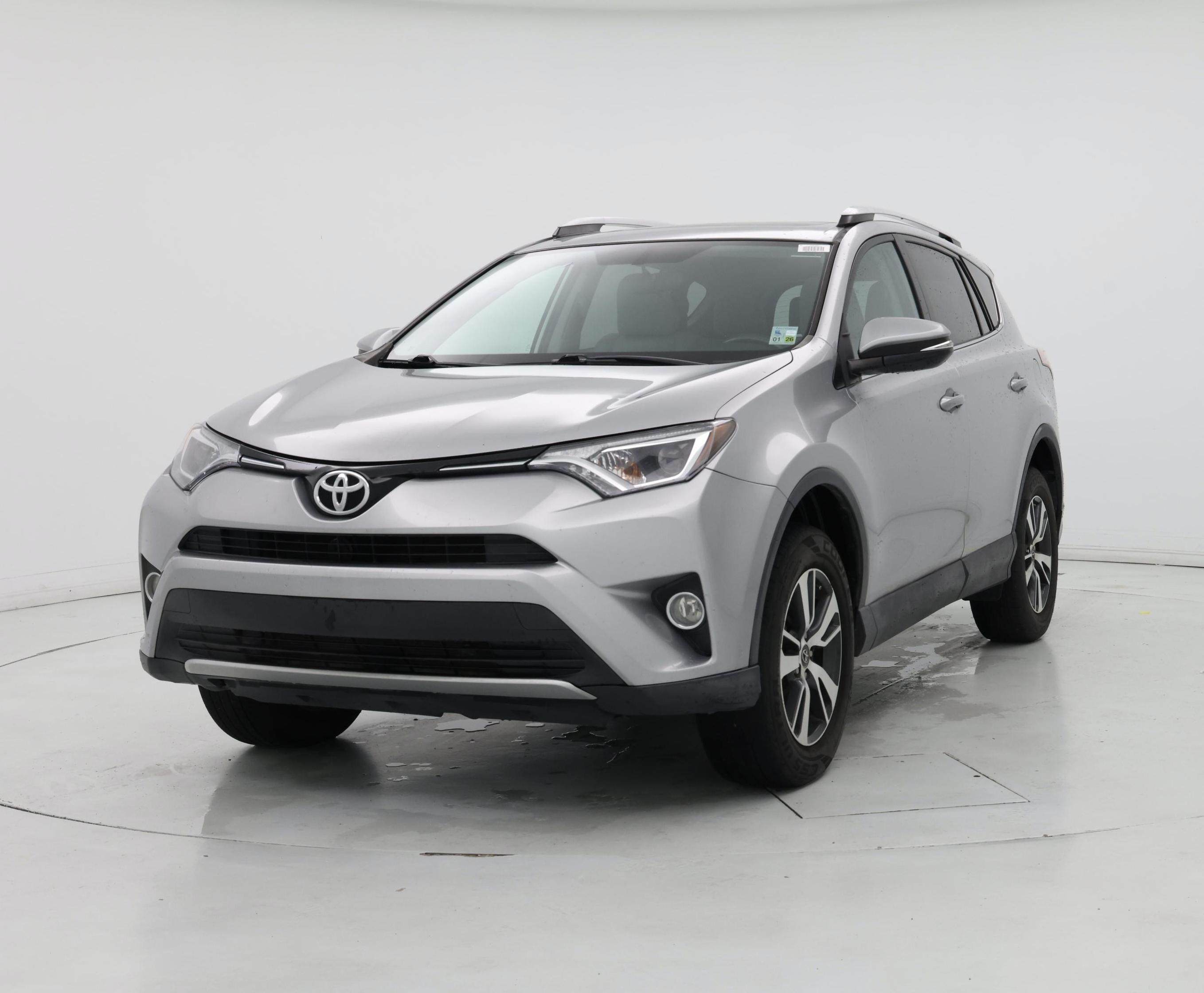 Thumbnail: 2016 Toyota RAV4 - 4