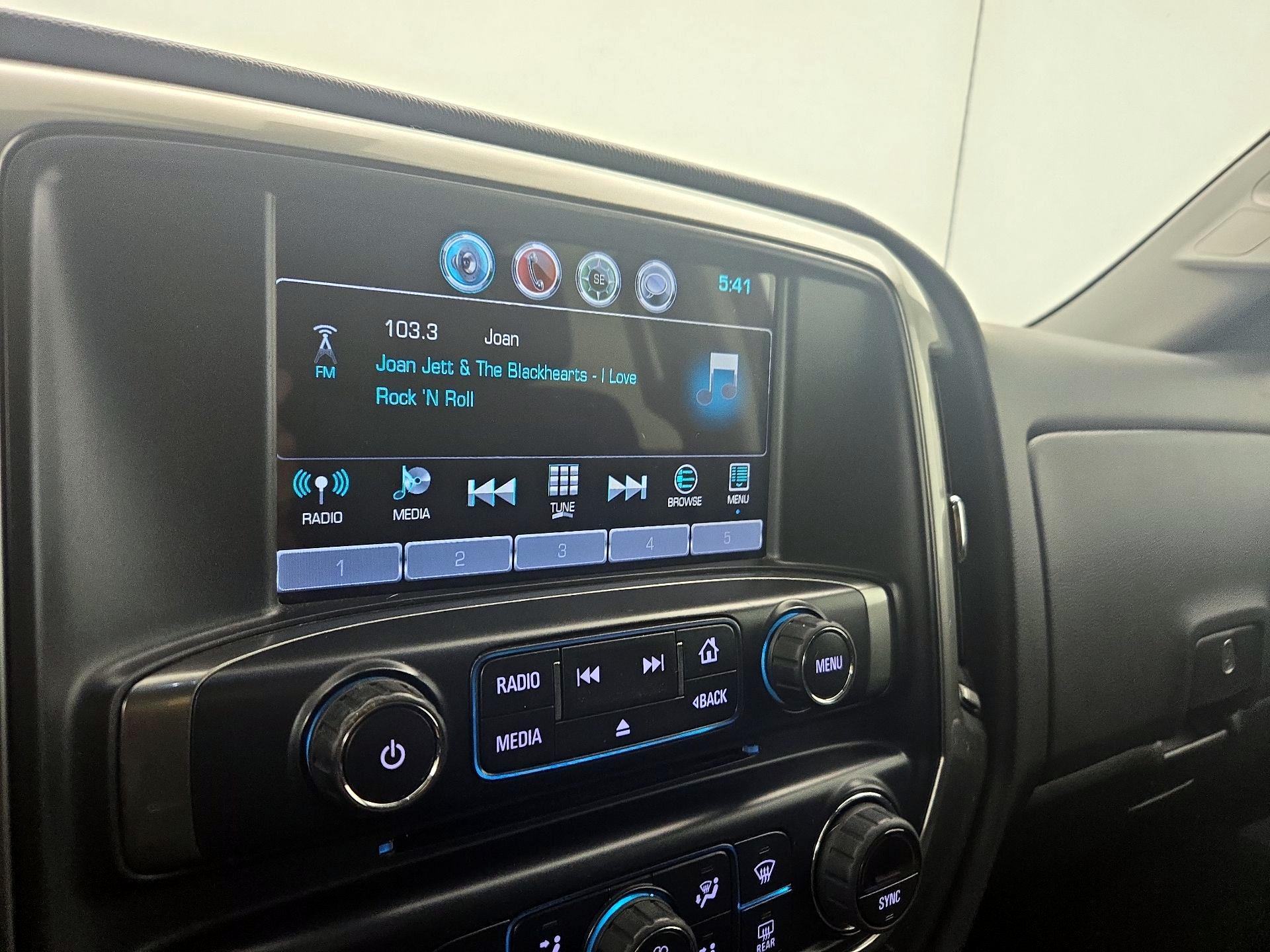 Thumbnail: 2017 Chevrolet Silverado 1500 - 15