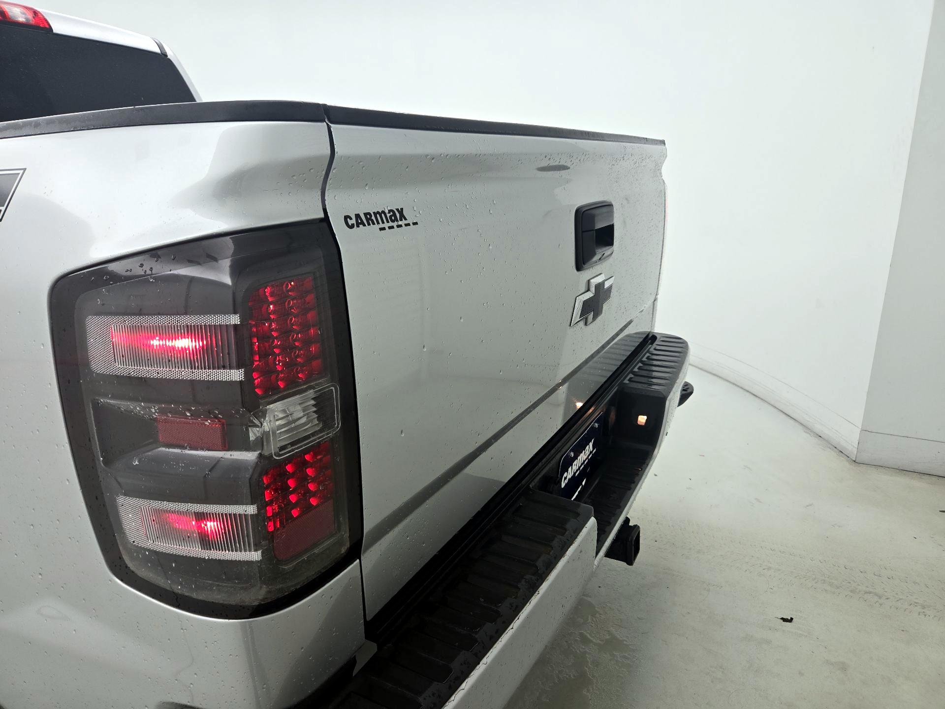 Thumbnail: 2017 Chevrolet Silverado 1500 - 20