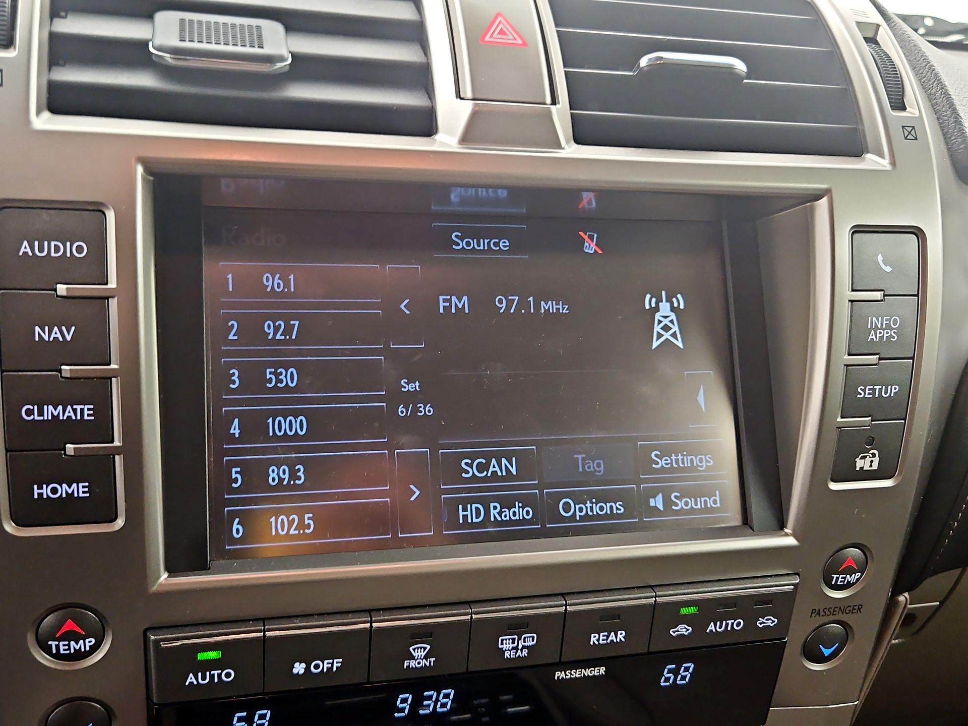 Thumbnail: 2020 Lexus GX - 16