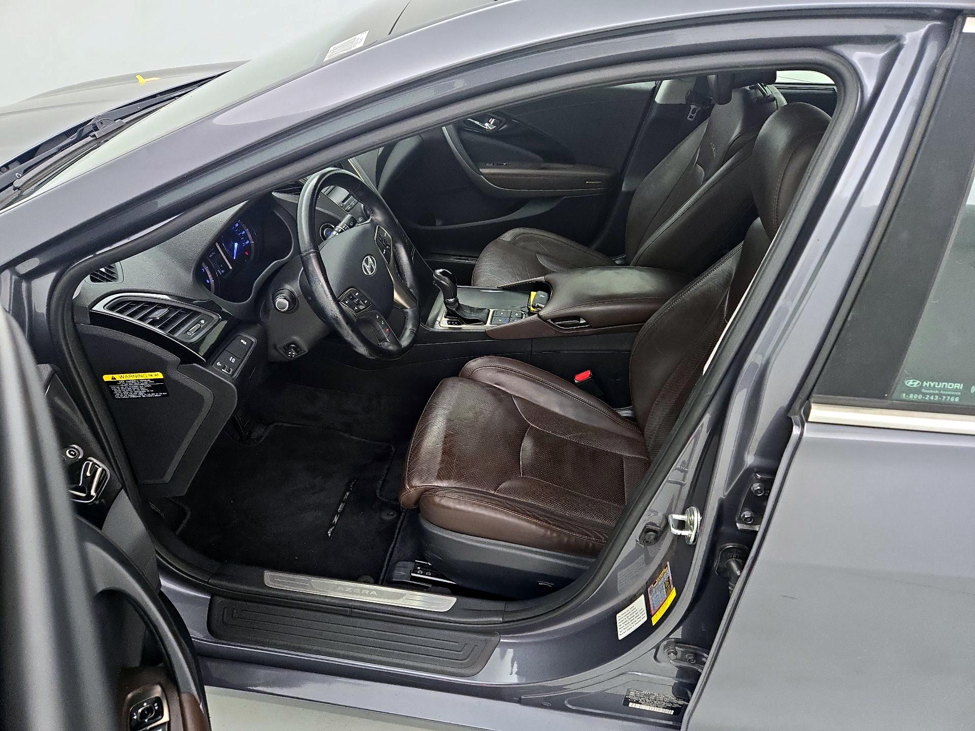 Thumbnail: 2013 Hyundai Azera - 11