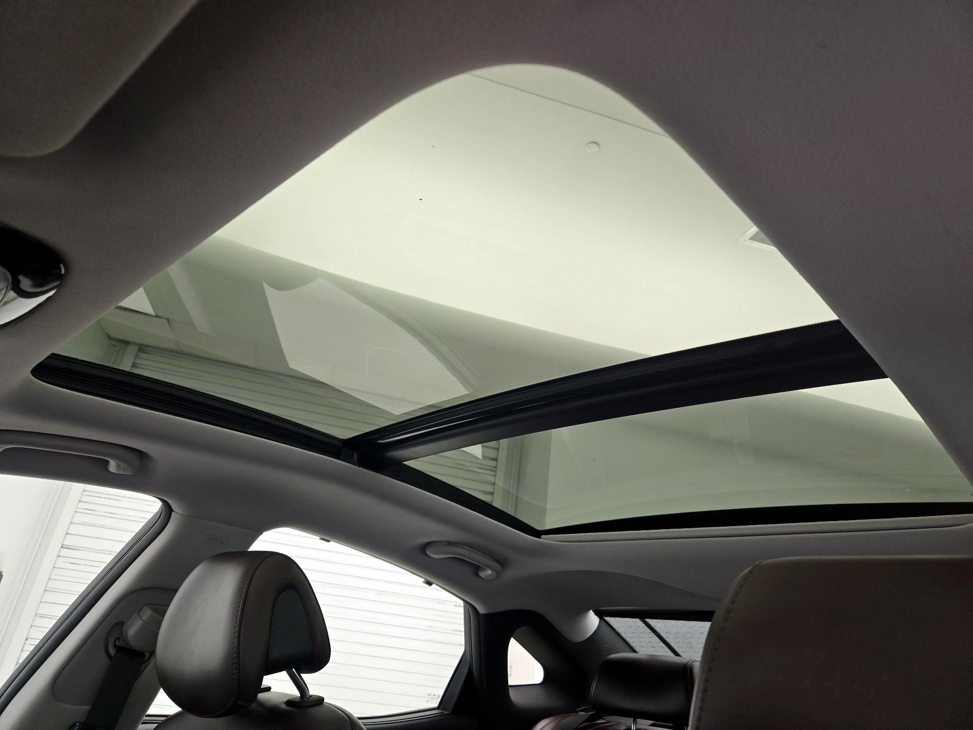 Thumbnail: 2013 Hyundai Azera - 19