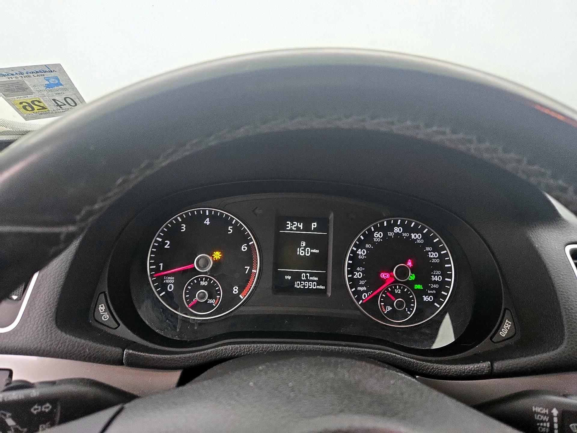 Thumbnail: 2014 Volkswagen Passat - 9