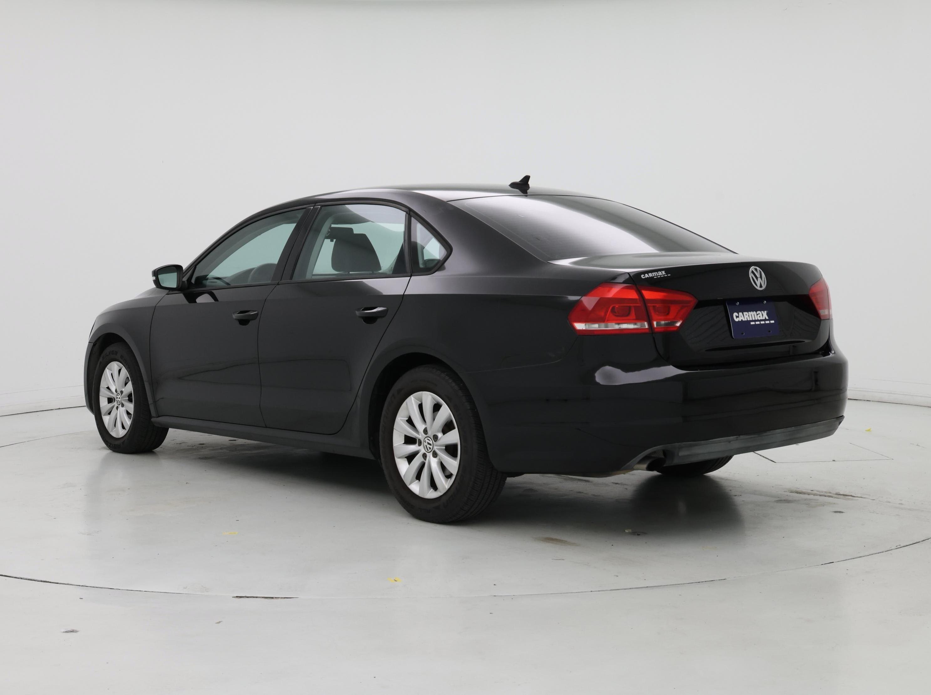 Thumbnail: 2014 Volkswagen Passat - 2