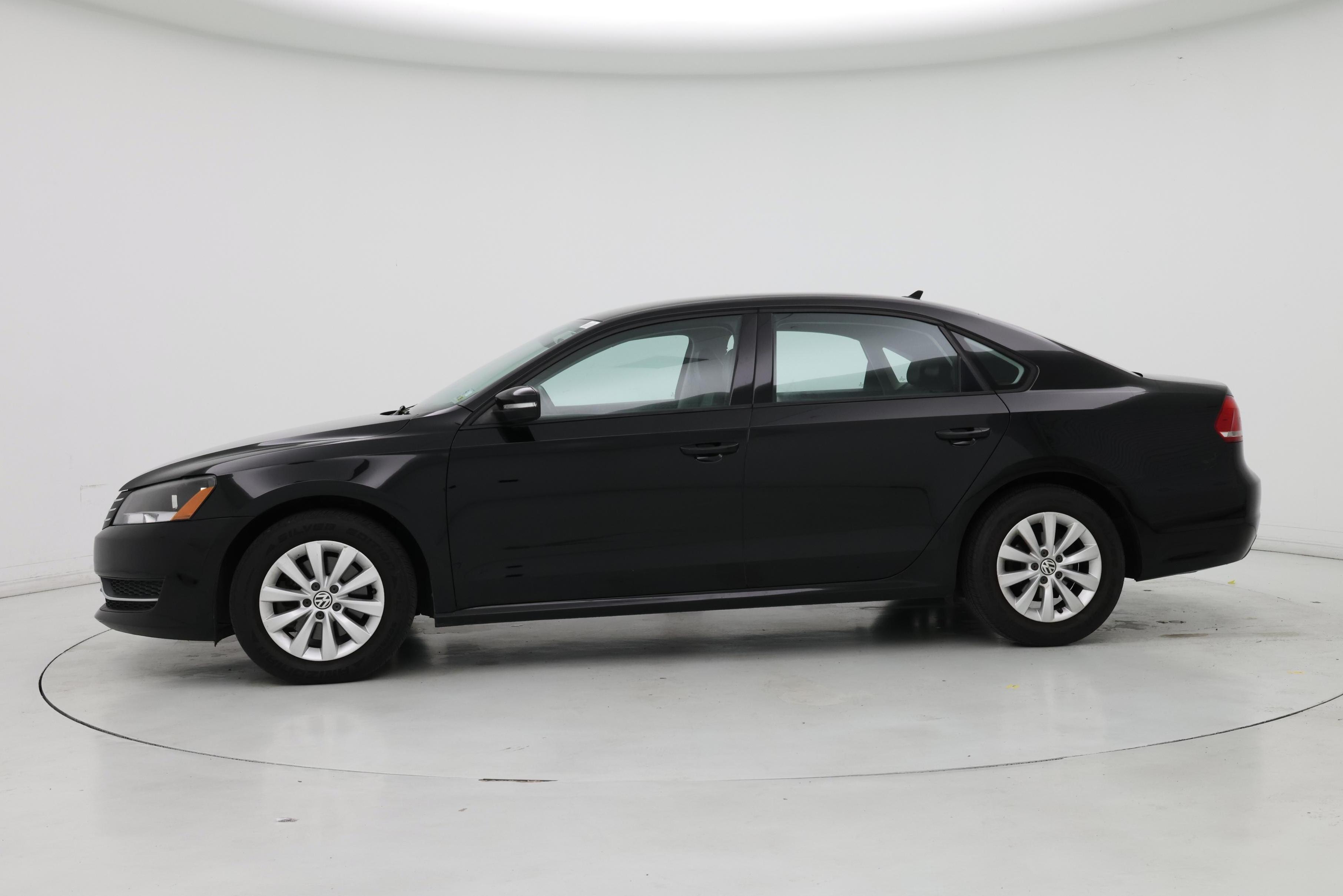 Thumbnail: 2014 Volkswagen Passat - 3