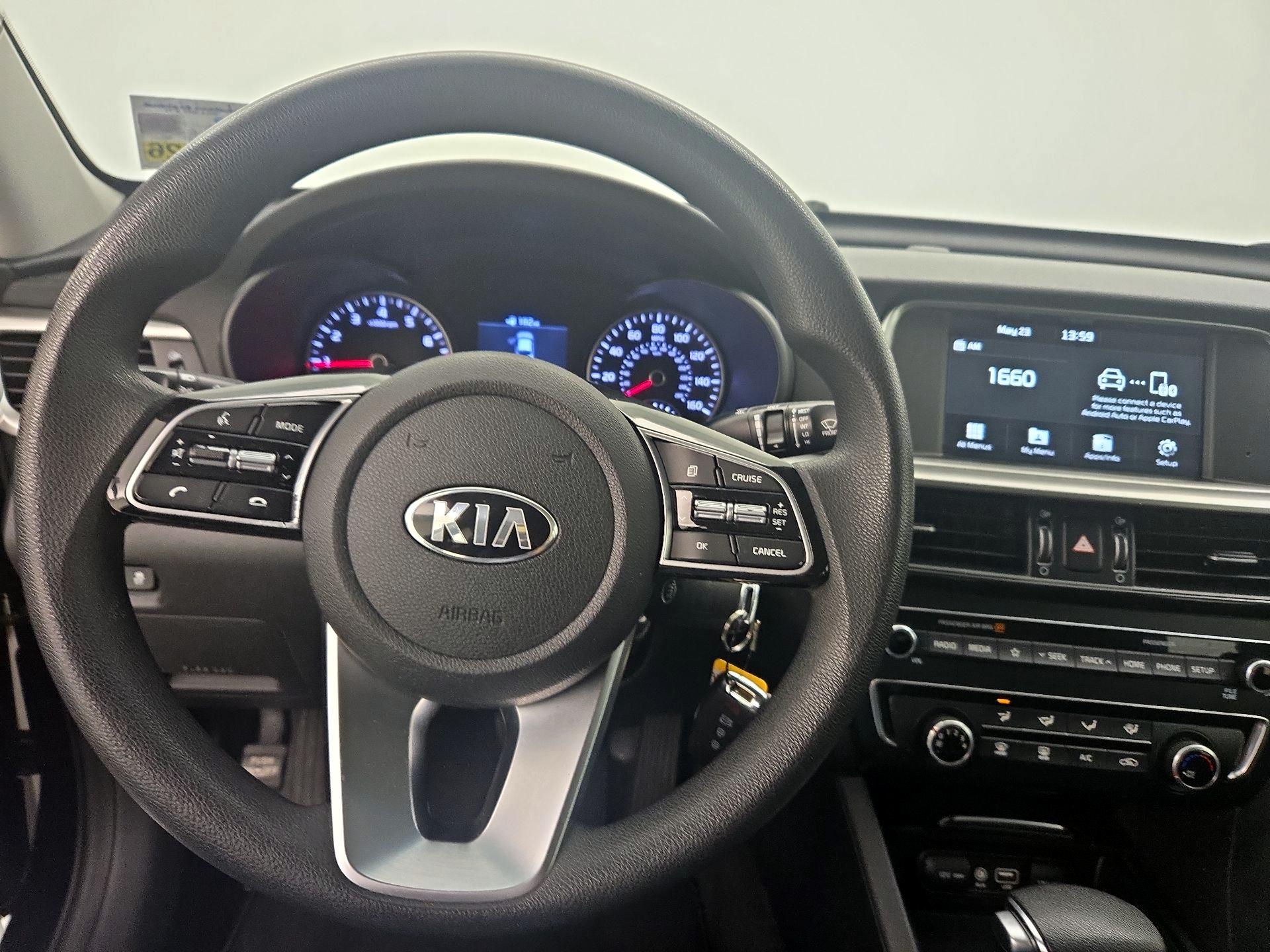 Thumbnail: 2019 Kia Optima - 10