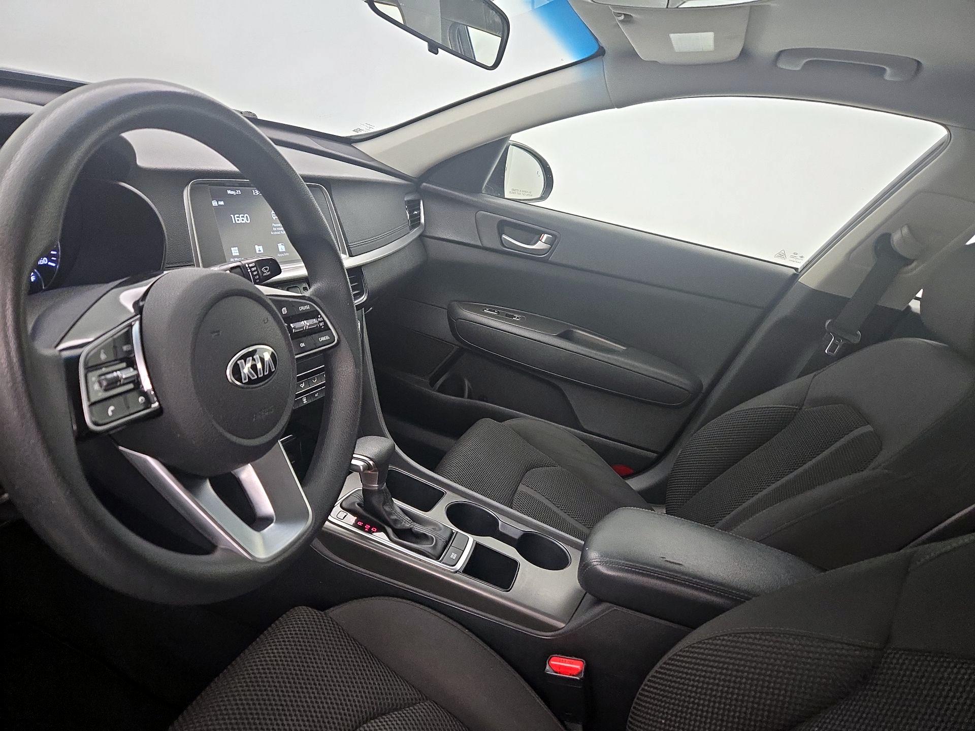 Thumbnail: 2019 Kia Optima - 11