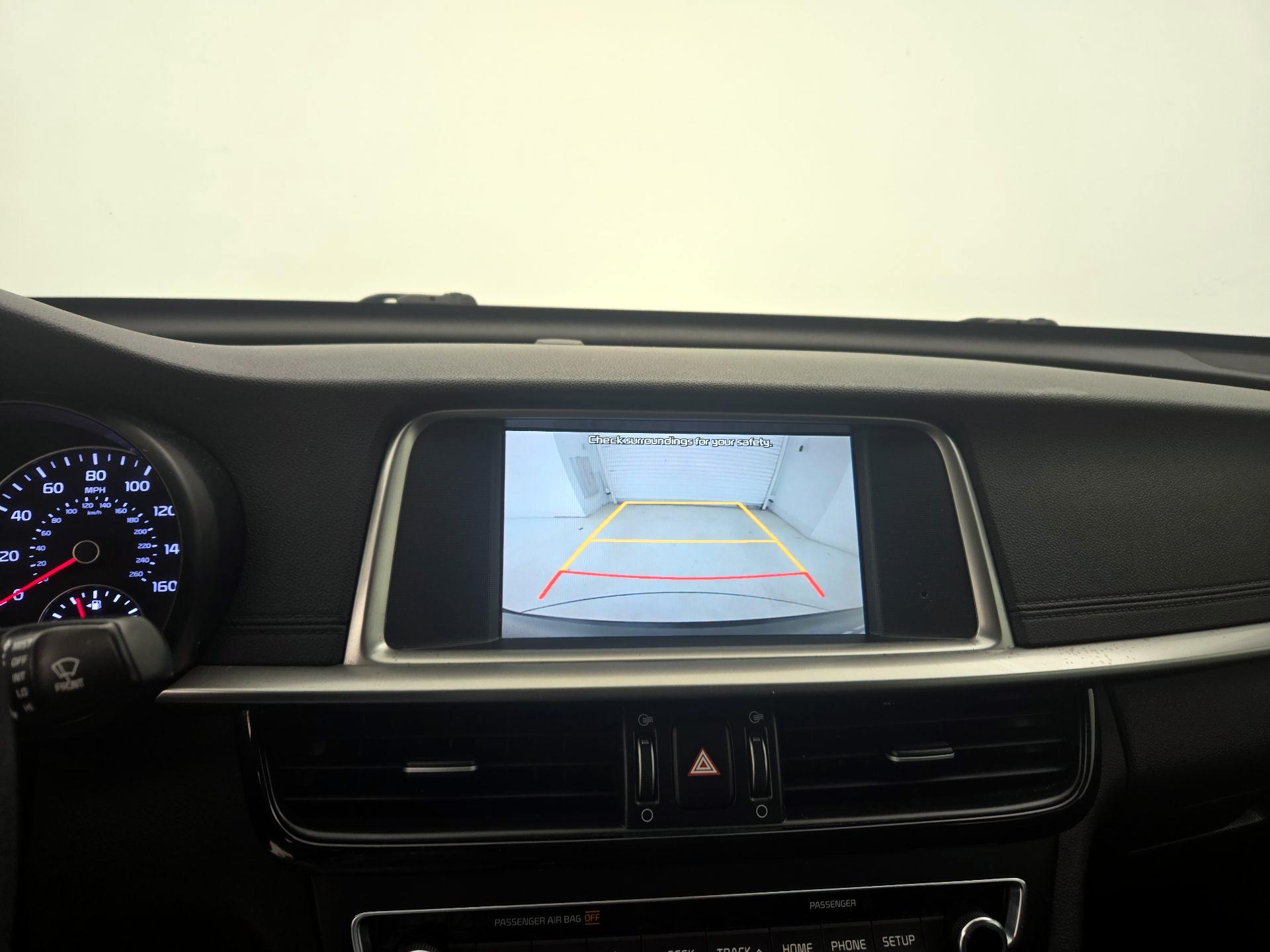 Thumbnail: 2019 Kia Optima - 14