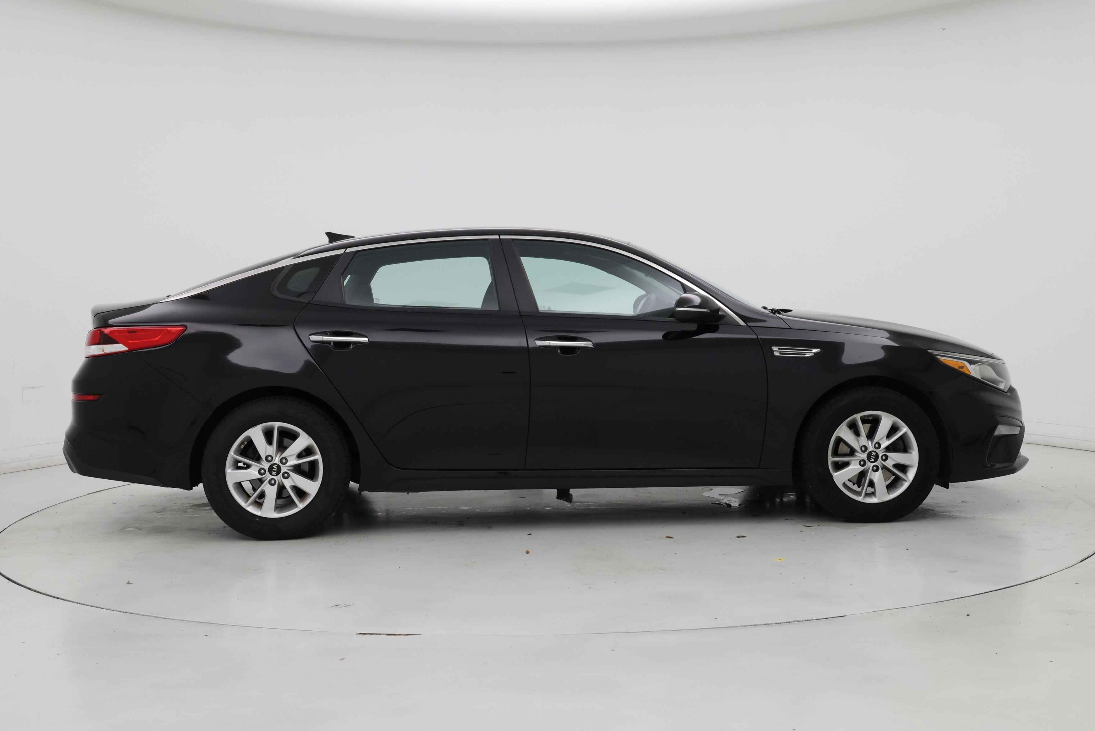 Thumbnail: 2019 Kia Optima - 7