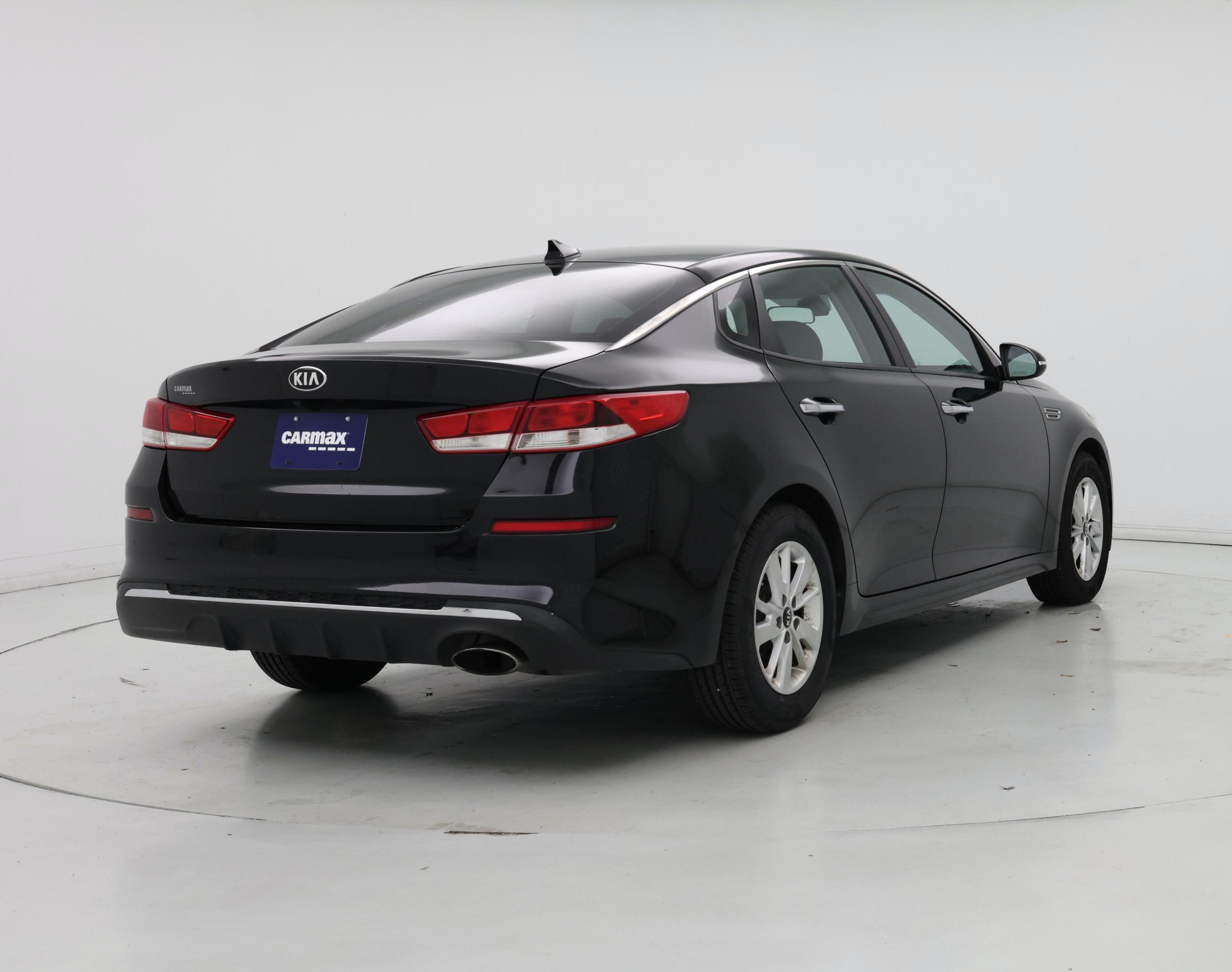 Thumbnail: 2019 Kia Optima - 8