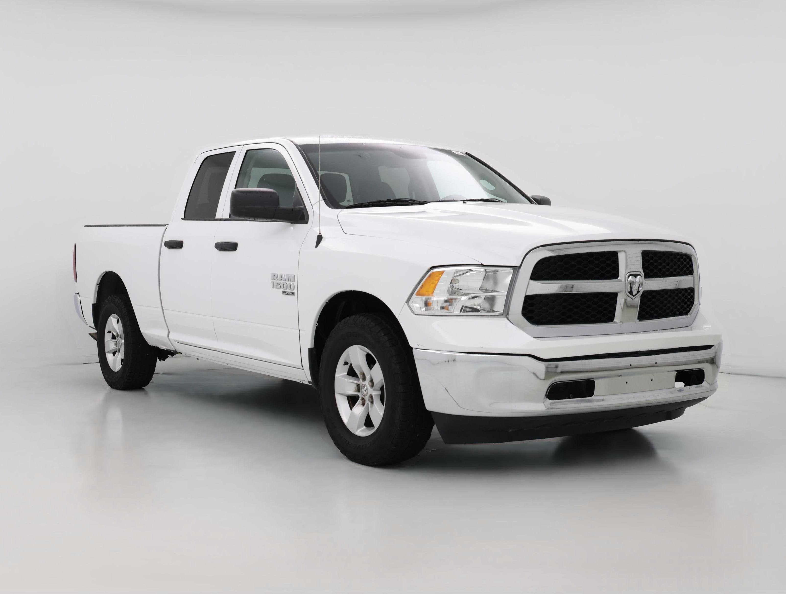 Thumbnail: 2021 RAM 1500 Classic - 1