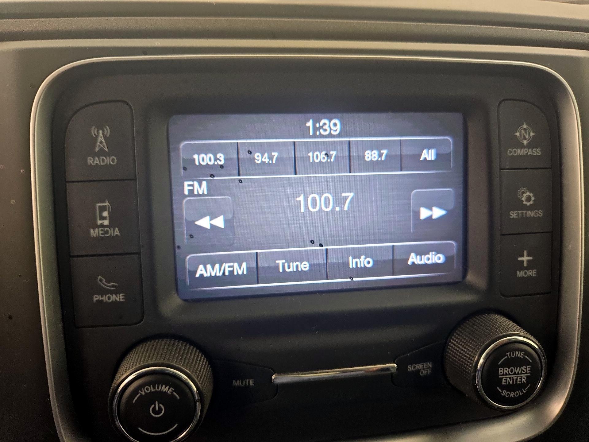 Thumbnail: 2021 RAM 1500 Classic - 15