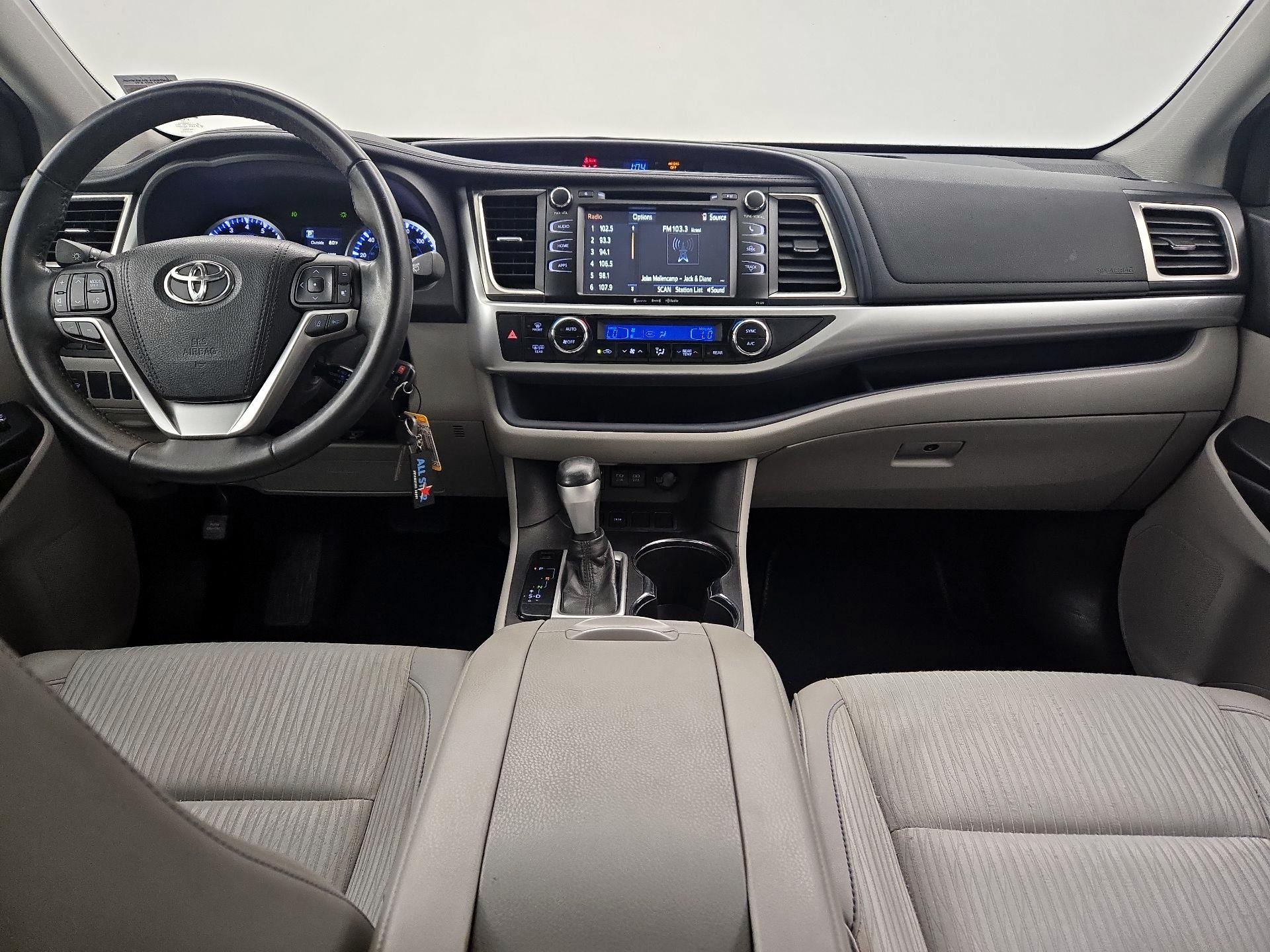 Thumbnail: 2018 Toyota Highlander - 9