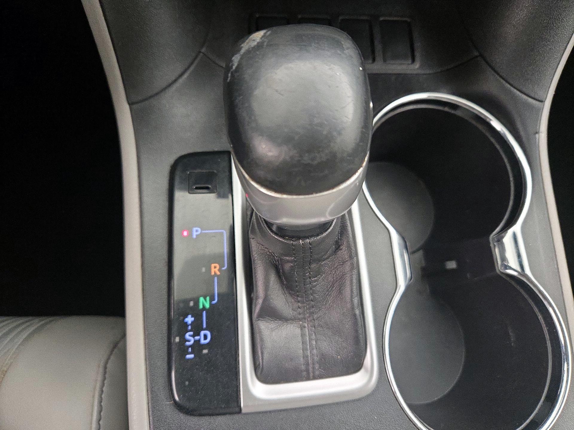 Thumbnail: 2018 Toyota Highlander - 17