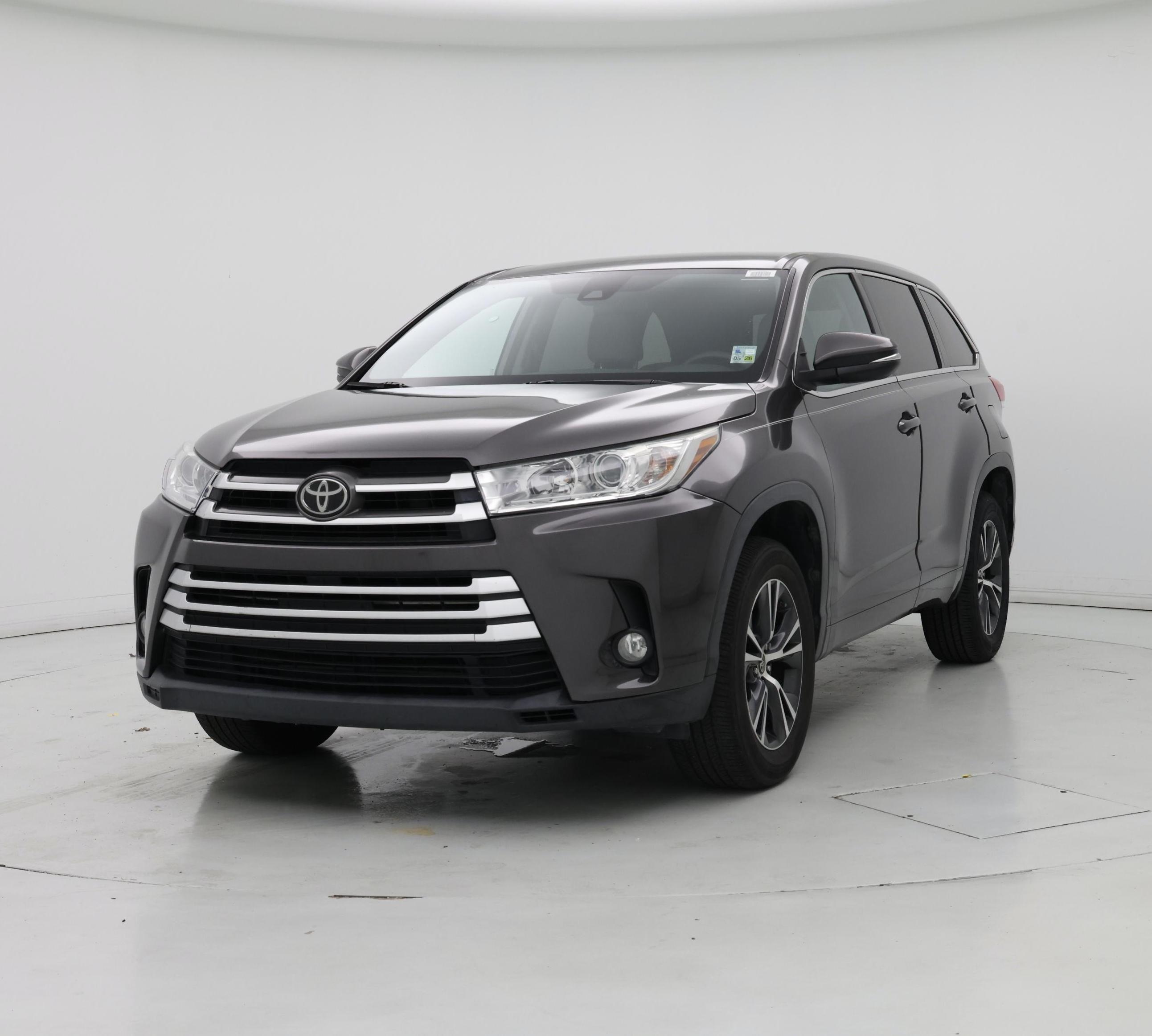 Thumbnail: 2018 Toyota Highlander - 4