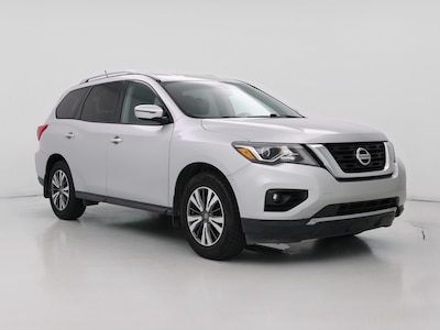 Silver 2017 Nissan Pathfinder SV