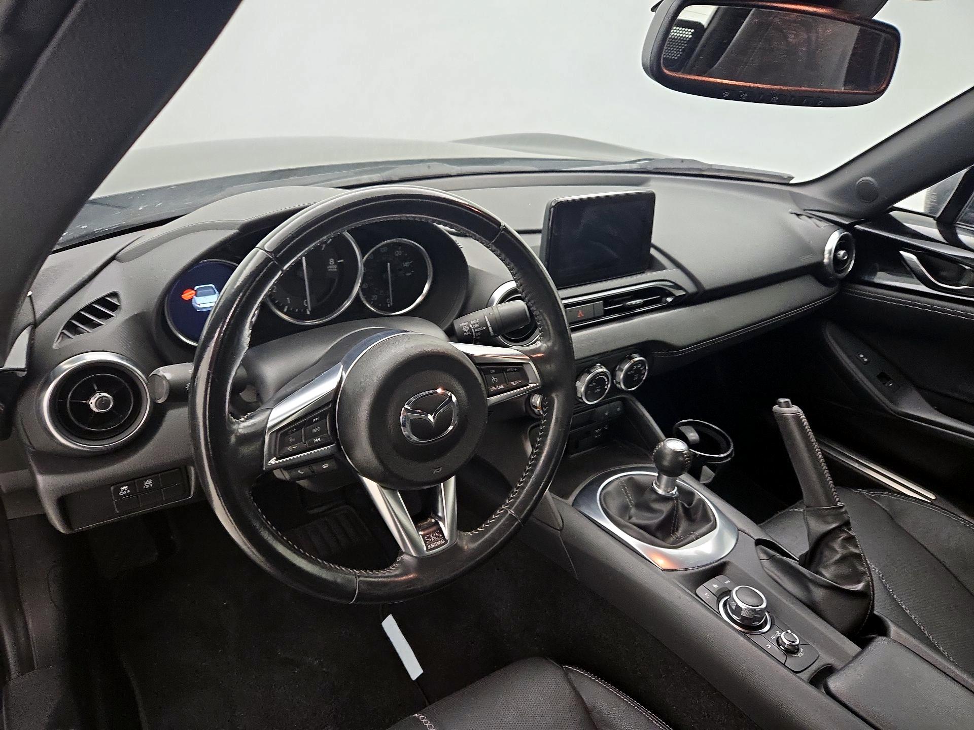 Thumbnail: 2022 Mazda MX-5 Miata - 9