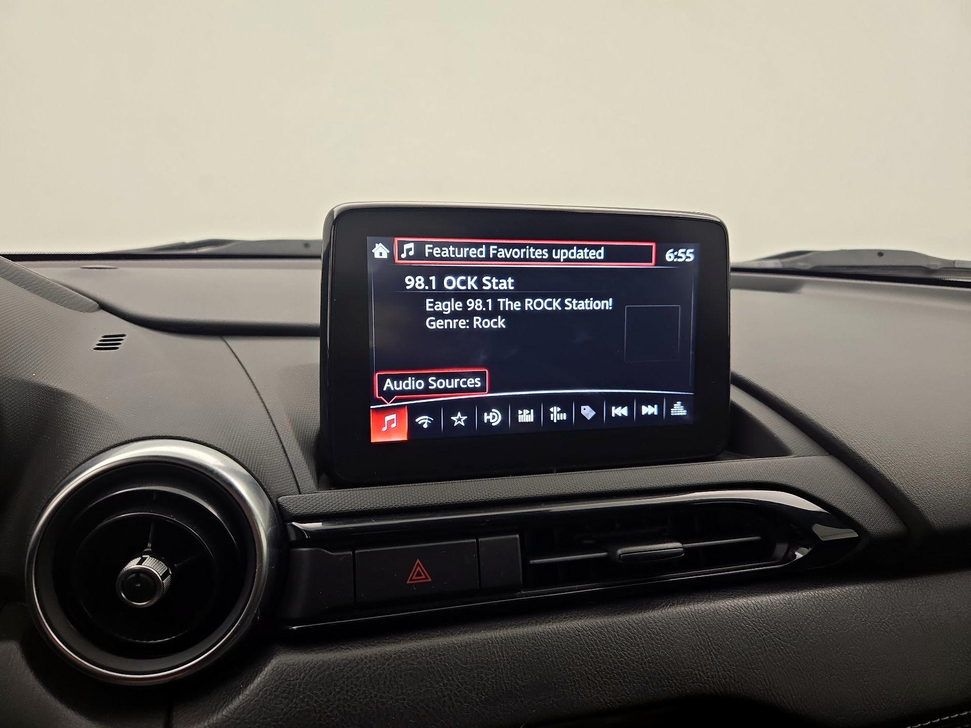 Thumbnail: 2022 Mazda MX-5 Miata - 16