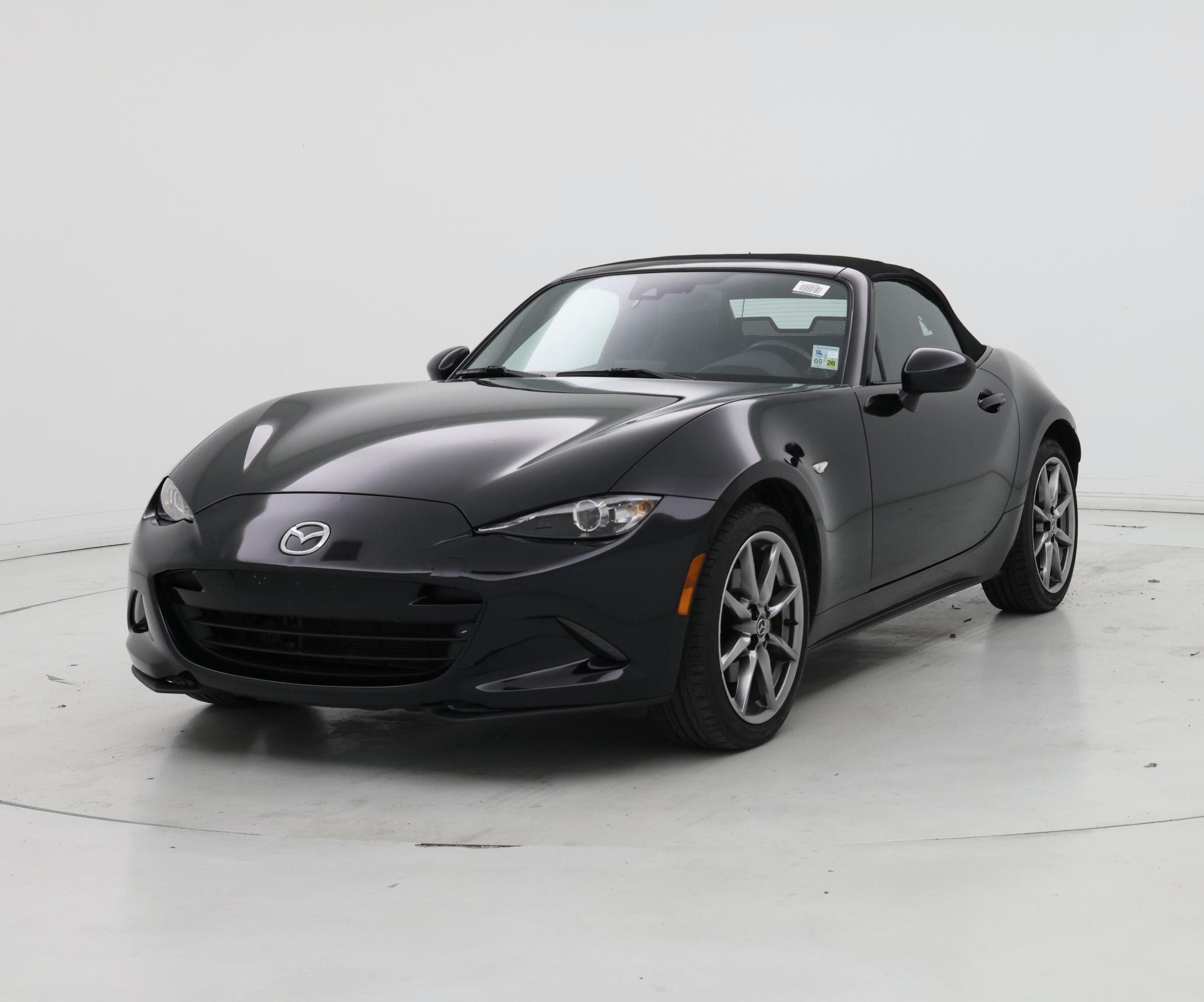Thumbnail: 2022 Mazda MX-5 Miata - 4