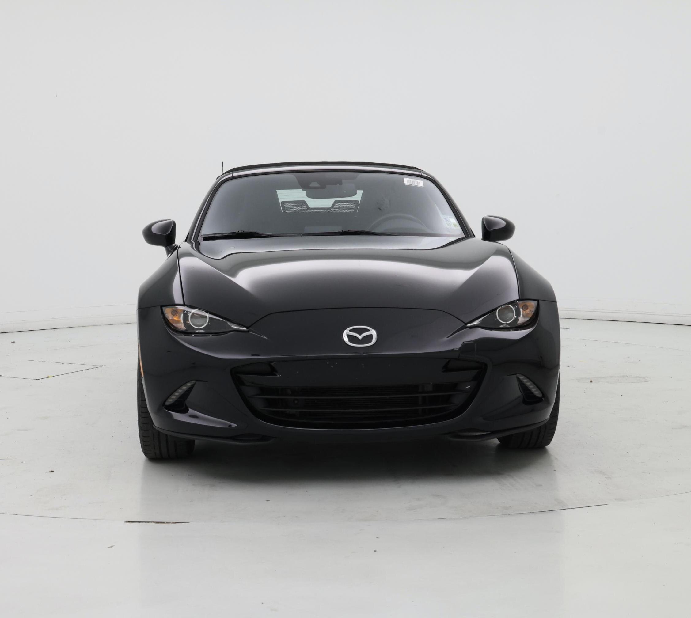 Thumbnail: 2022 Mazda MX-5 Miata - 5