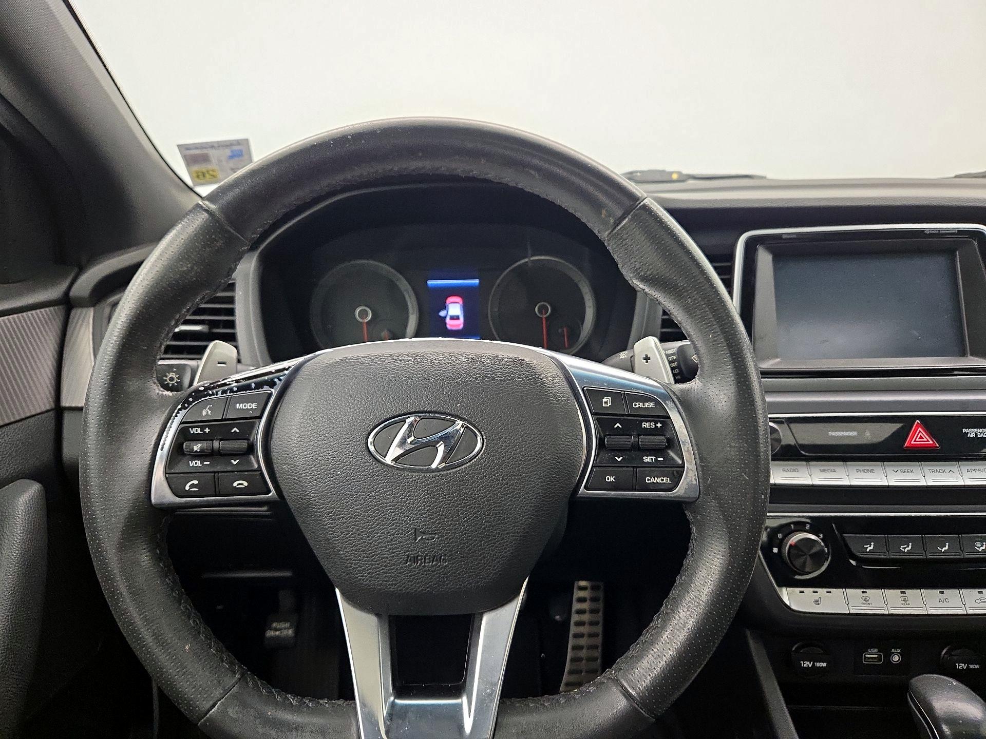 Thumbnail: 2018 Hyundai Sonata - 10