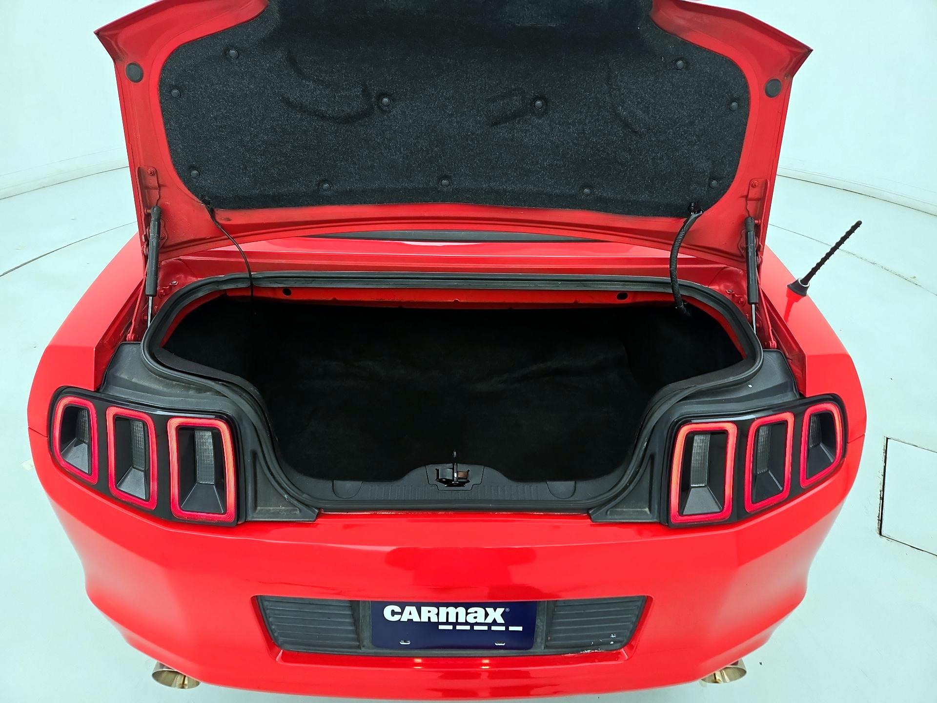 Thumbnail: 2013 Ford Mustang - 19