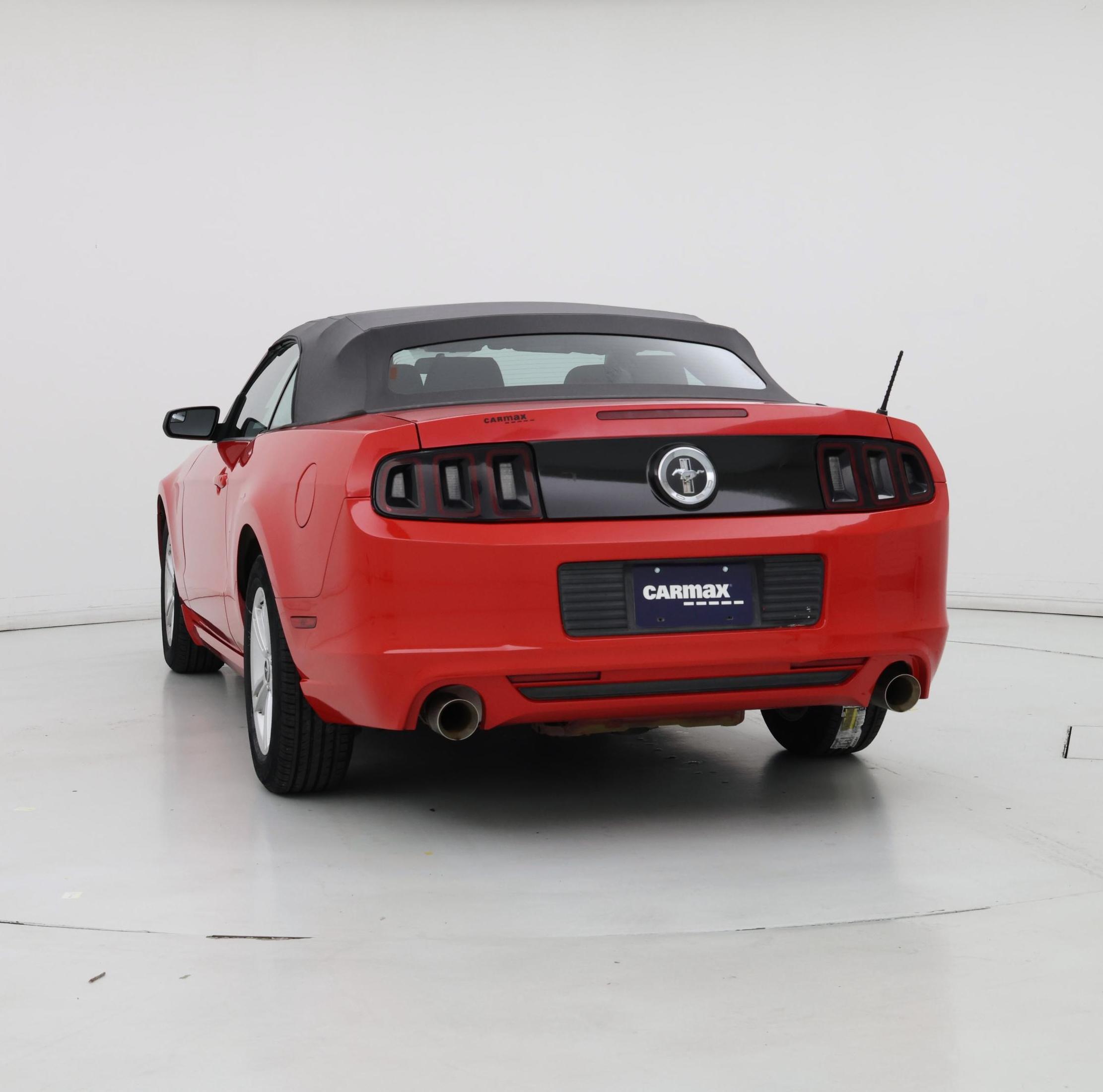 Thumbnail: 2013 Ford Mustang - 6