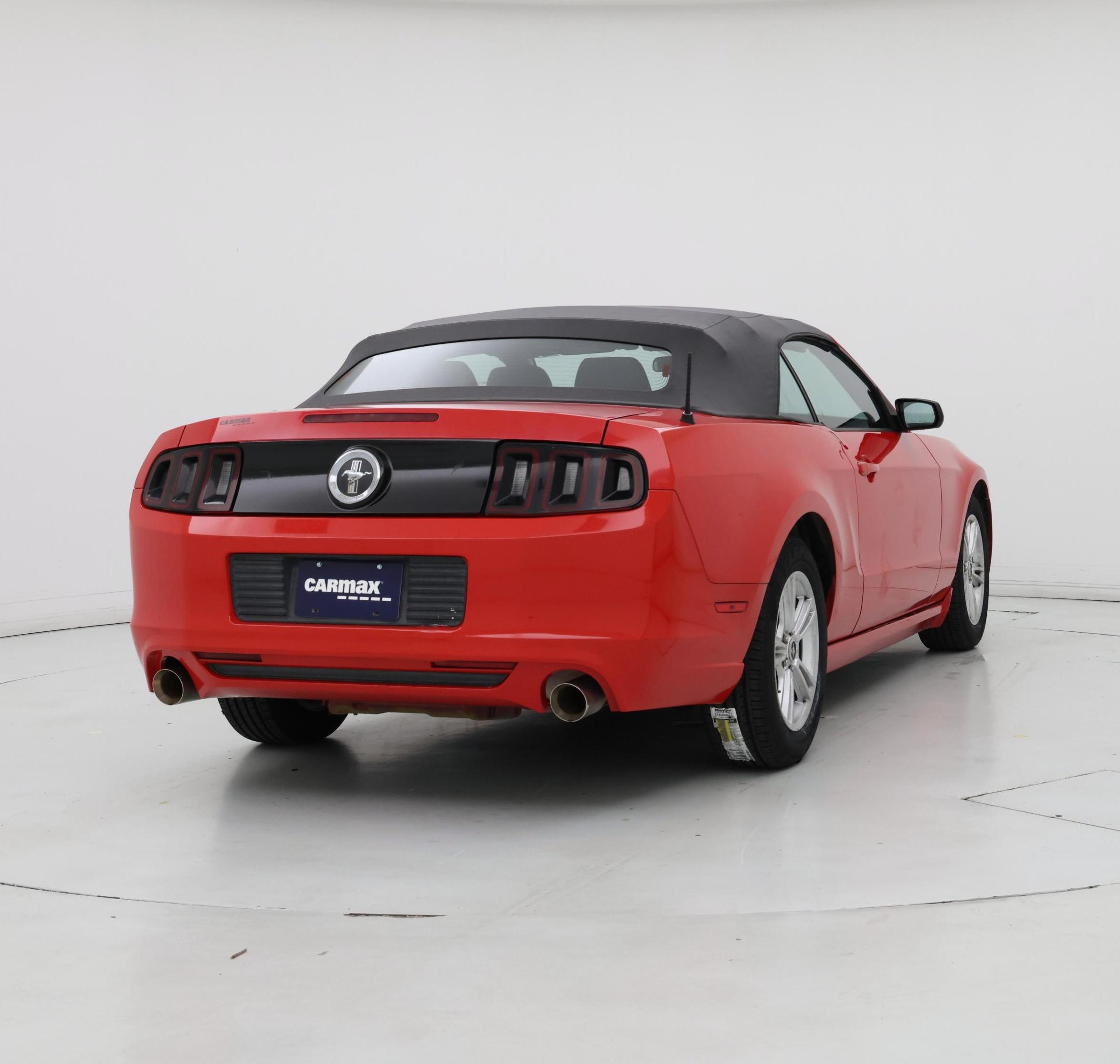 Thumbnail: 2013 Ford Mustang - 8
