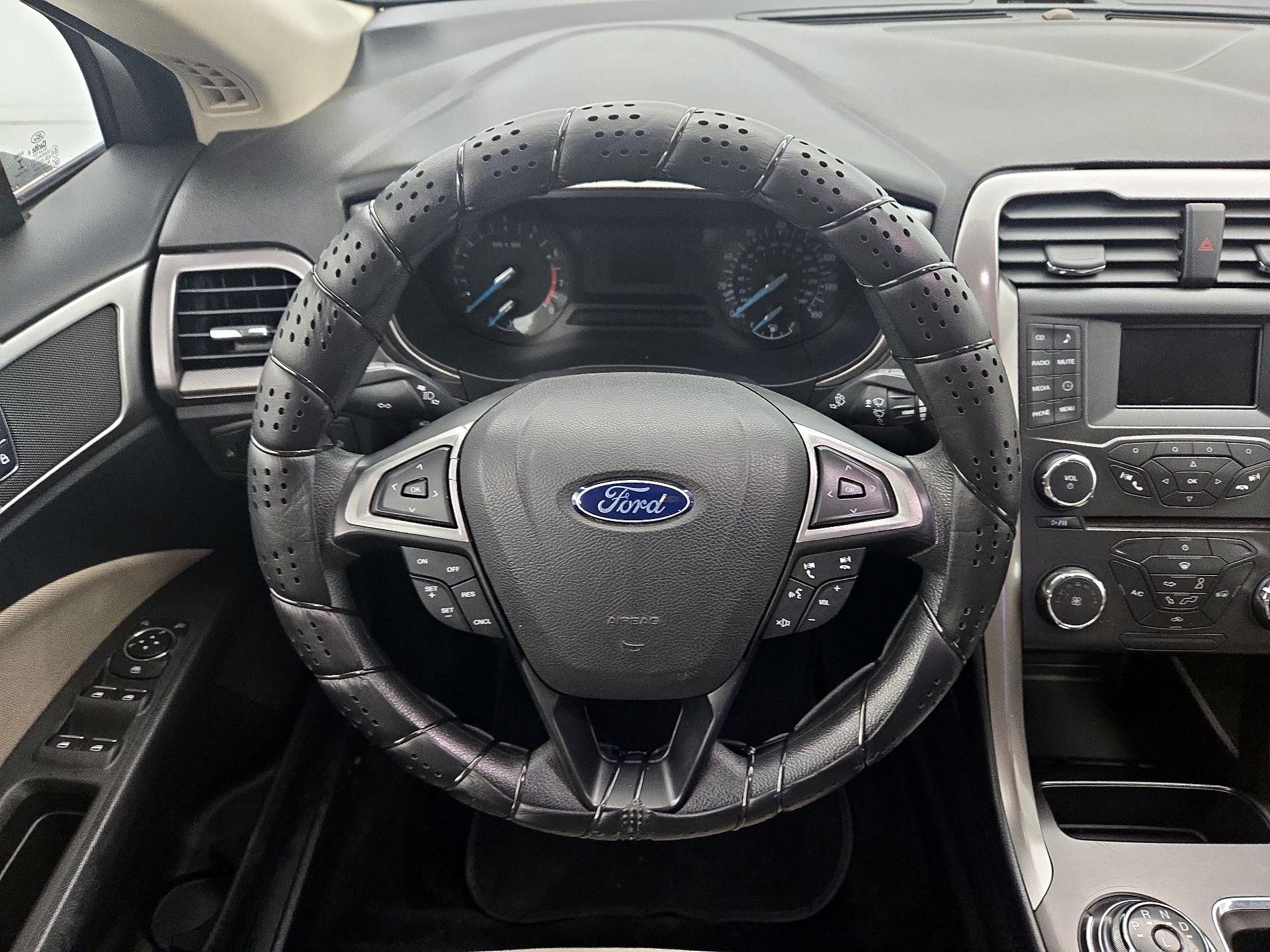 Thumbnail: 2017 Ford Fusion - 10