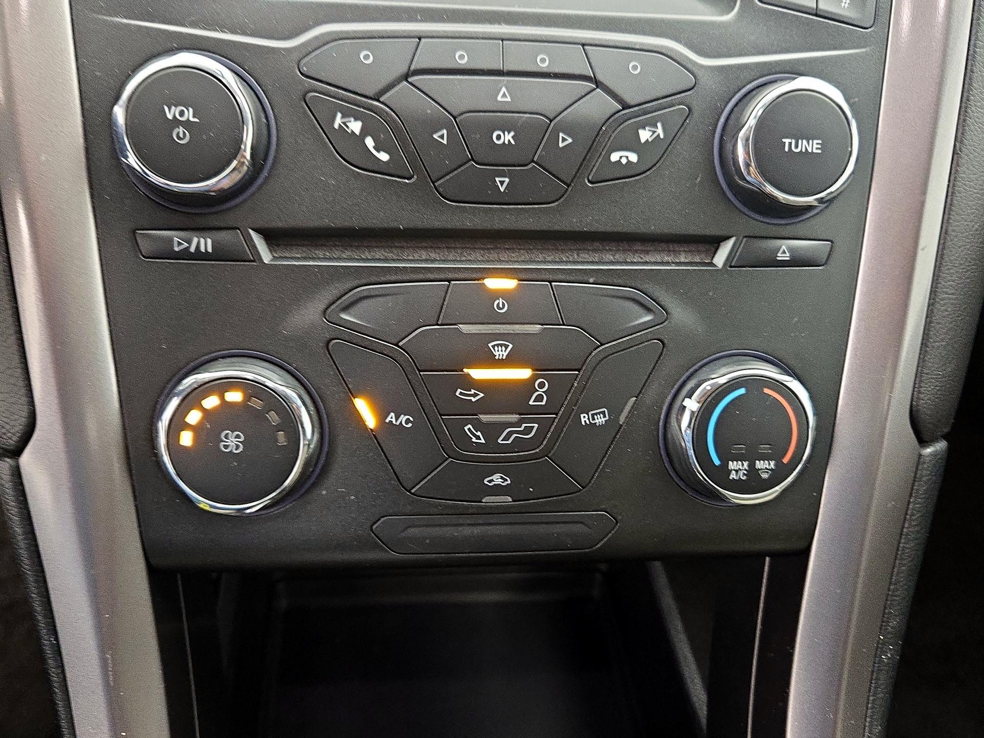 Thumbnail: 2017 Ford Fusion - 16