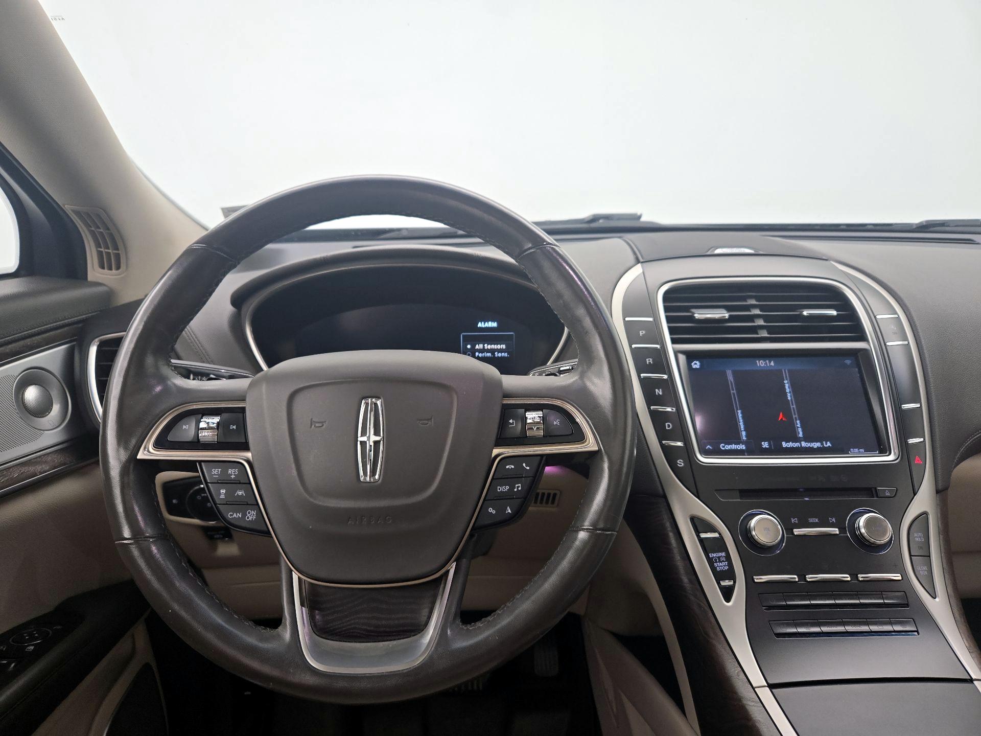 Thumbnail: 2019 Lincoln Nautilus - 10