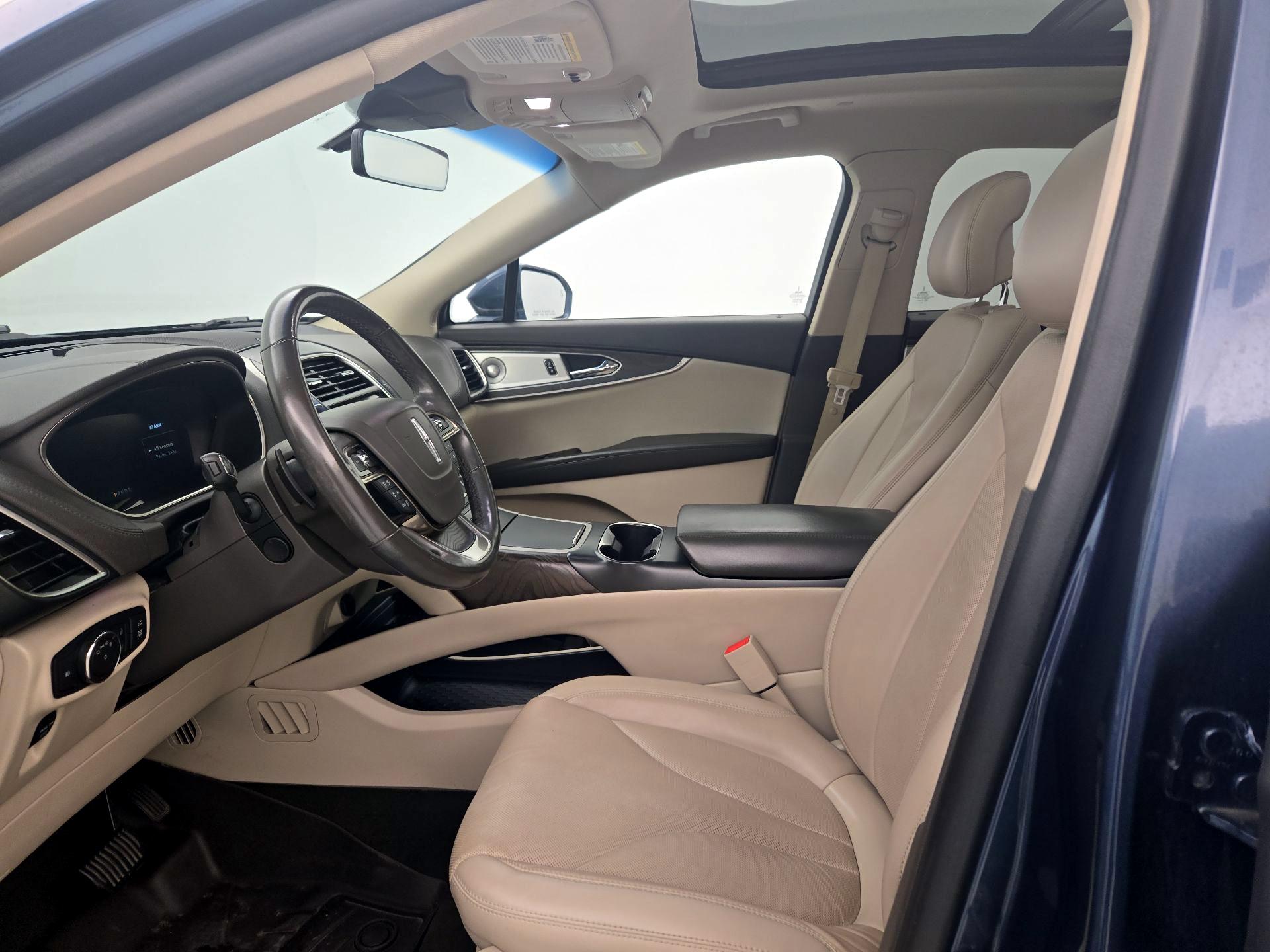 Thumbnail: 2019 Lincoln Nautilus - 11