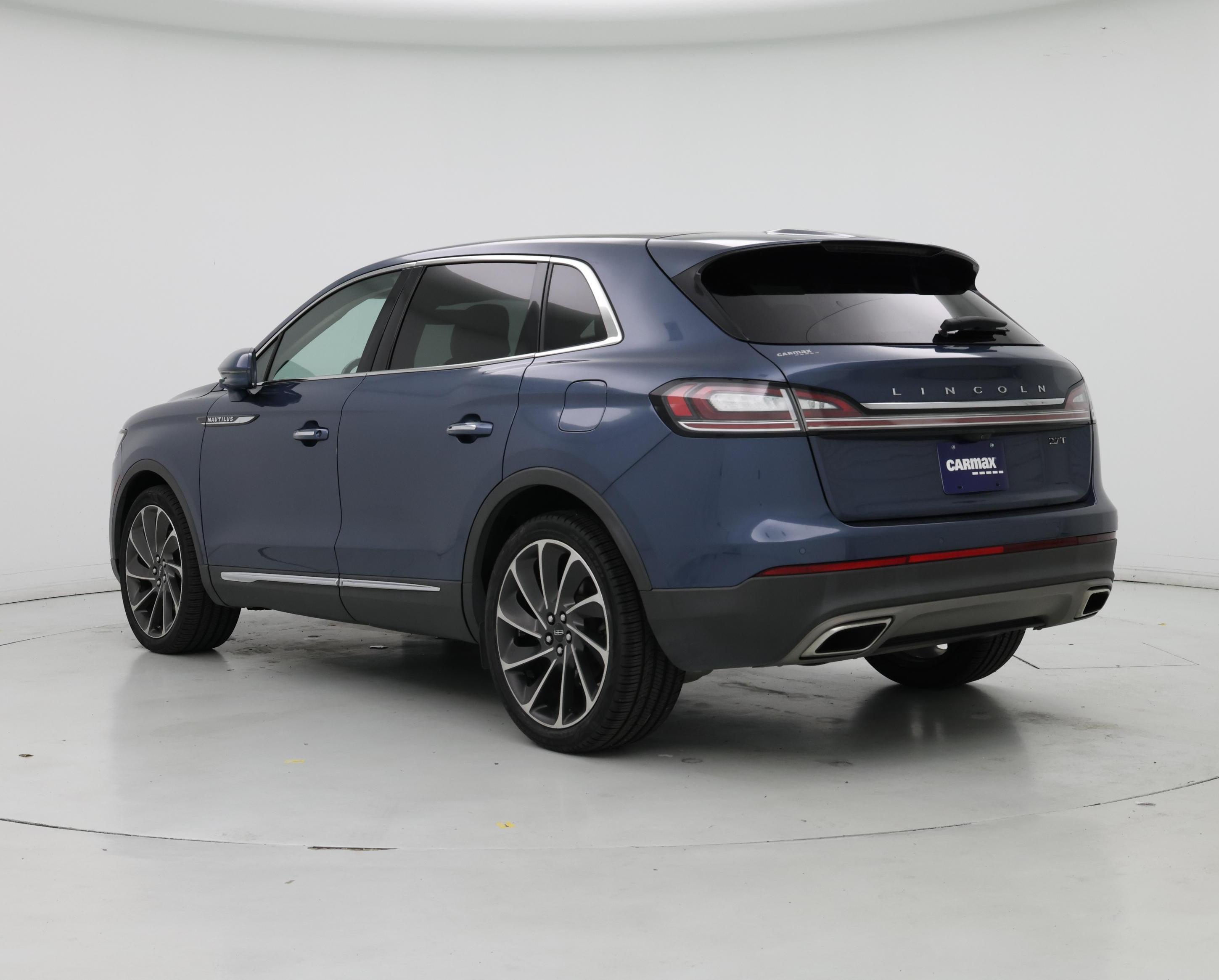 Thumbnail: 2019 Lincoln Nautilus - 2