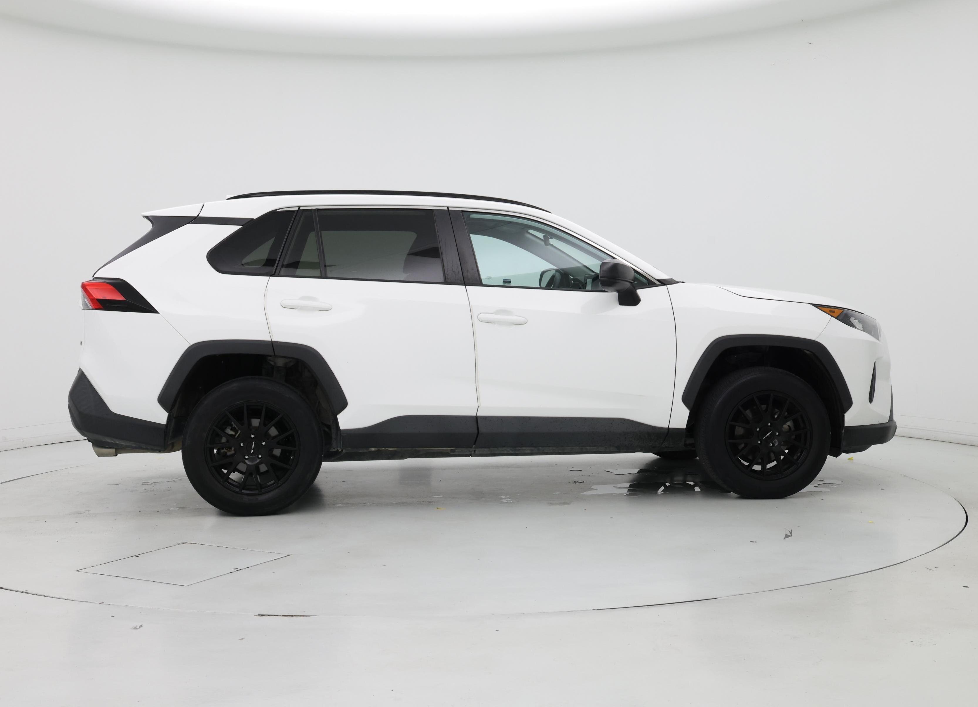 Thumbnail: 2020 Toyota RAV4 - 7
