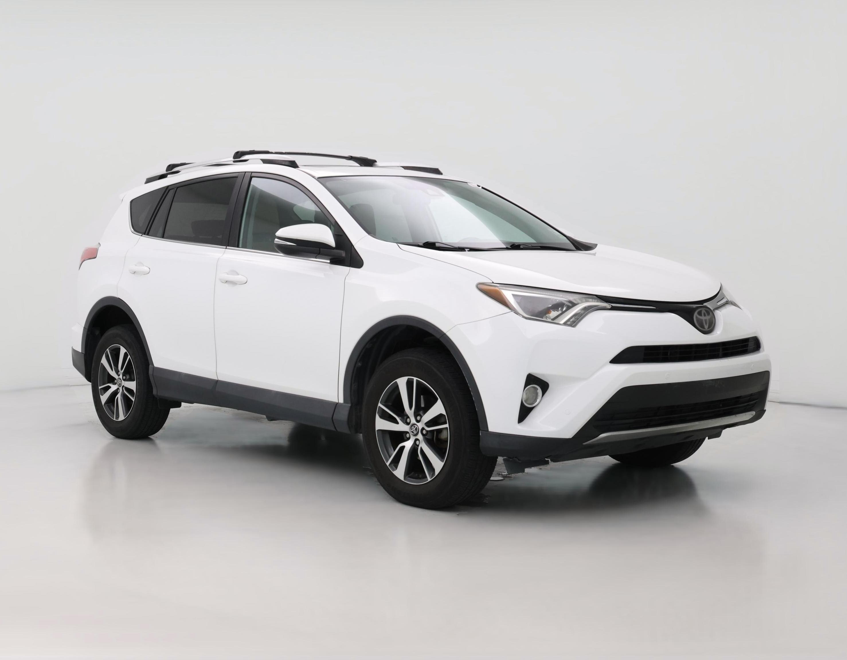 Thumbnail: 2016 Toyota RAV4 - 1