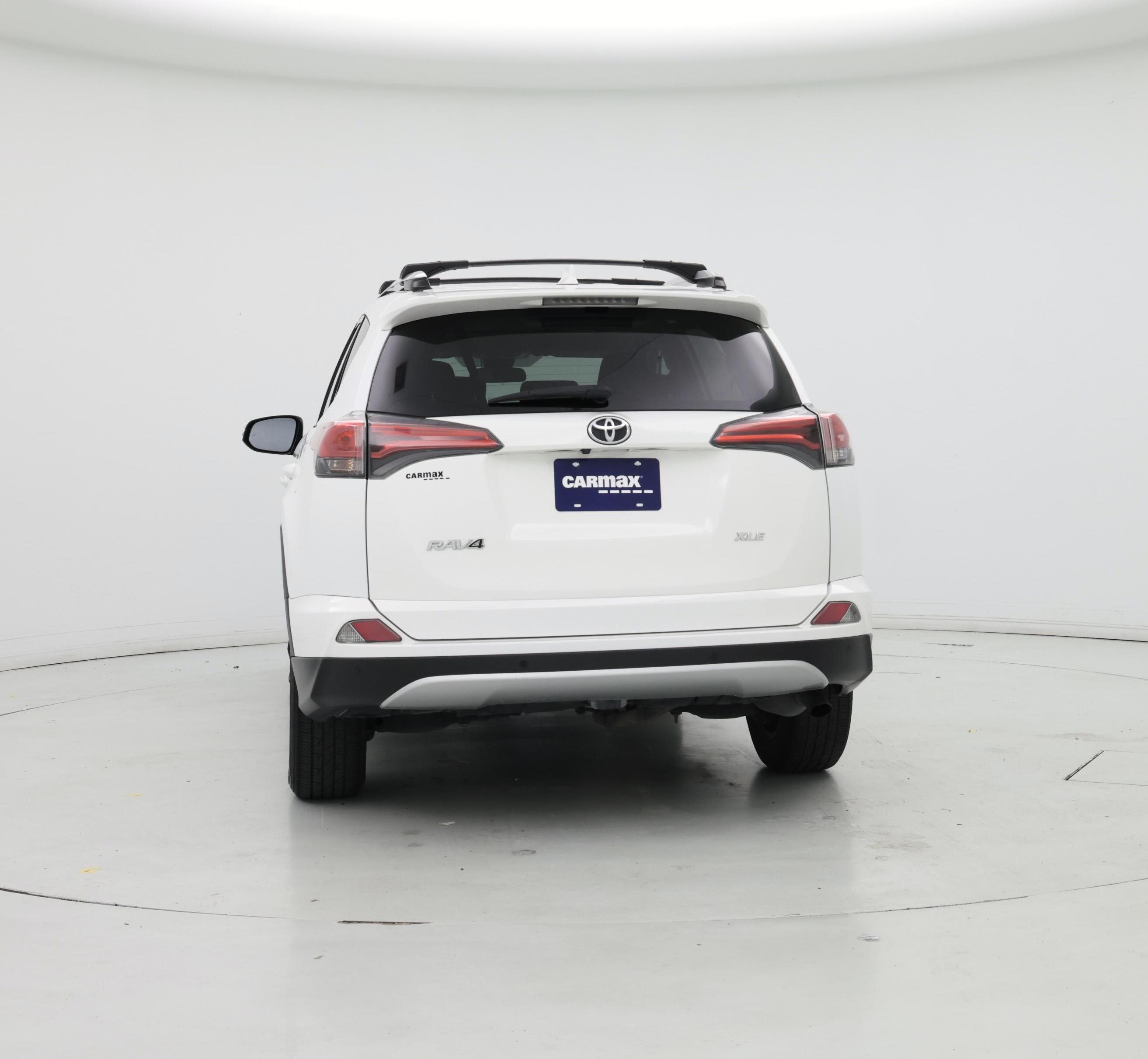 Thumbnail: 2016 Toyota RAV4 - 6