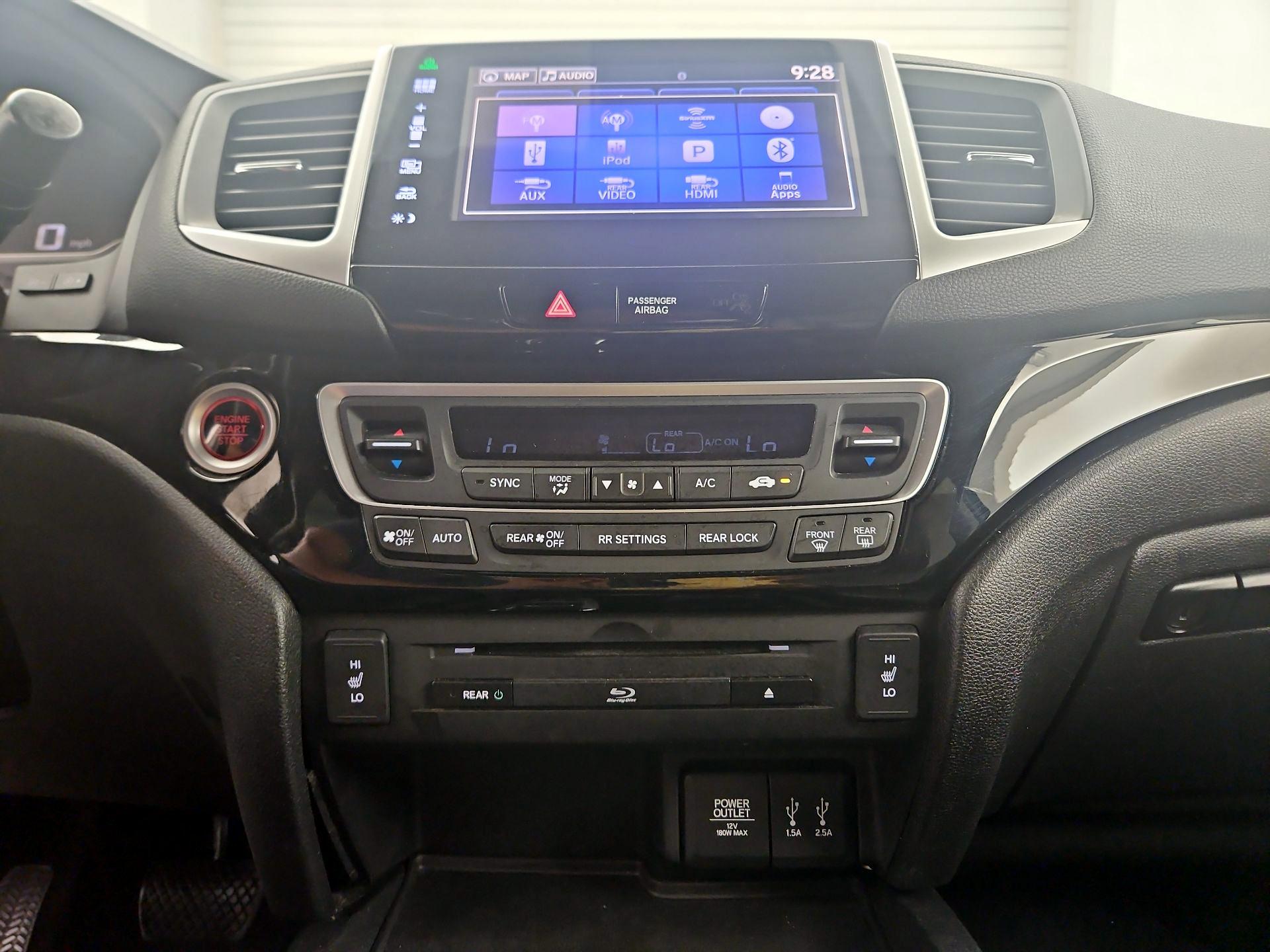 Thumbnail: 2016 Honda Pilot - 14