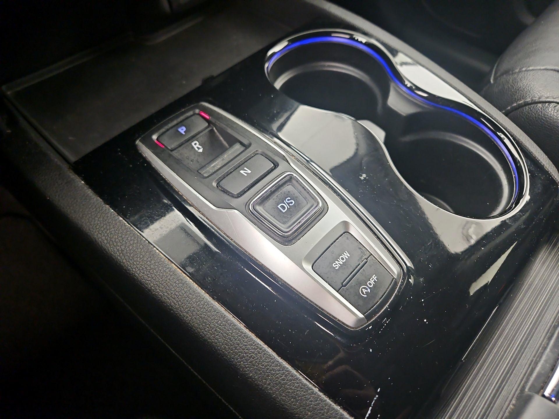 Thumbnail: 2016 Honda Pilot - 15