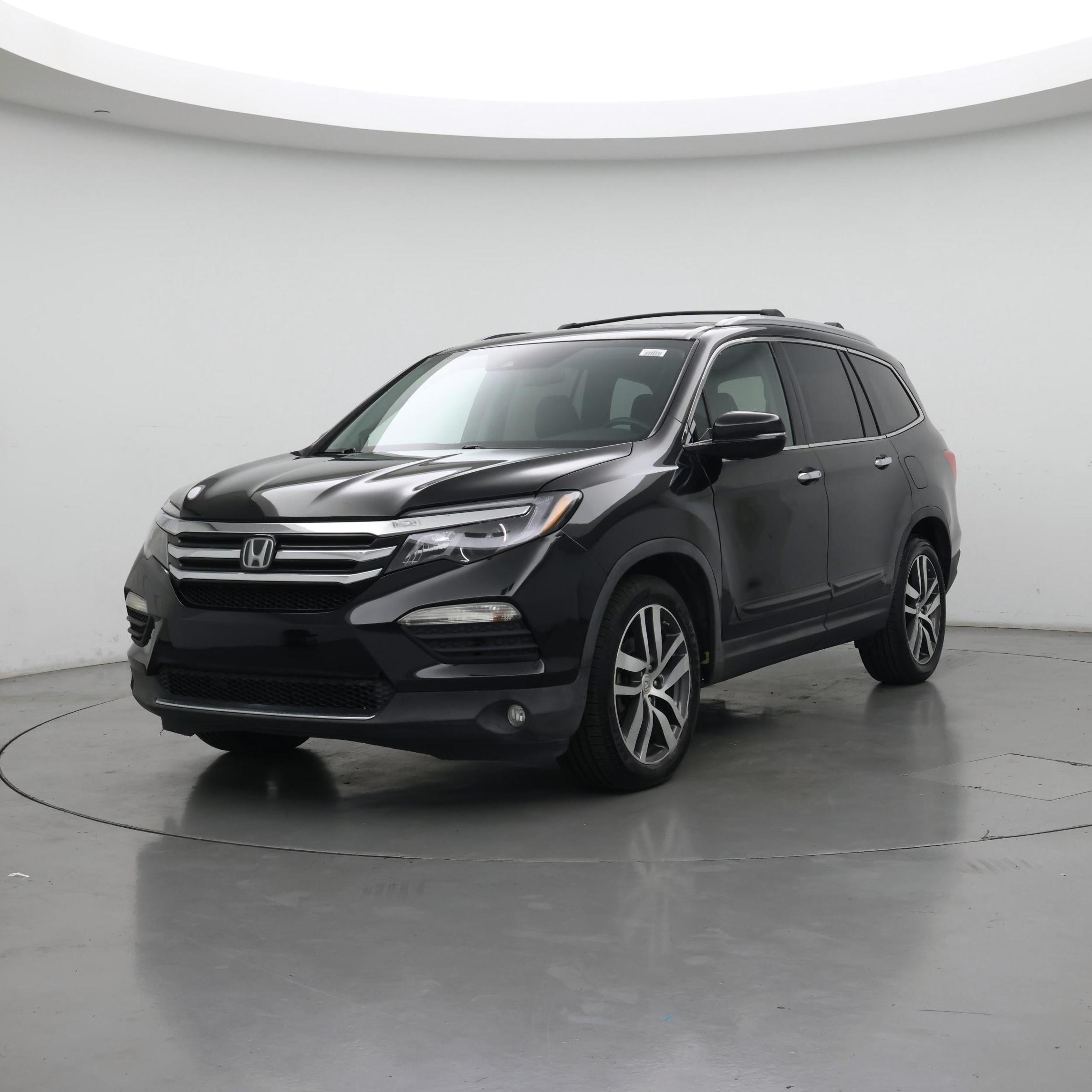 Thumbnail: 2016 Honda Pilot - 4