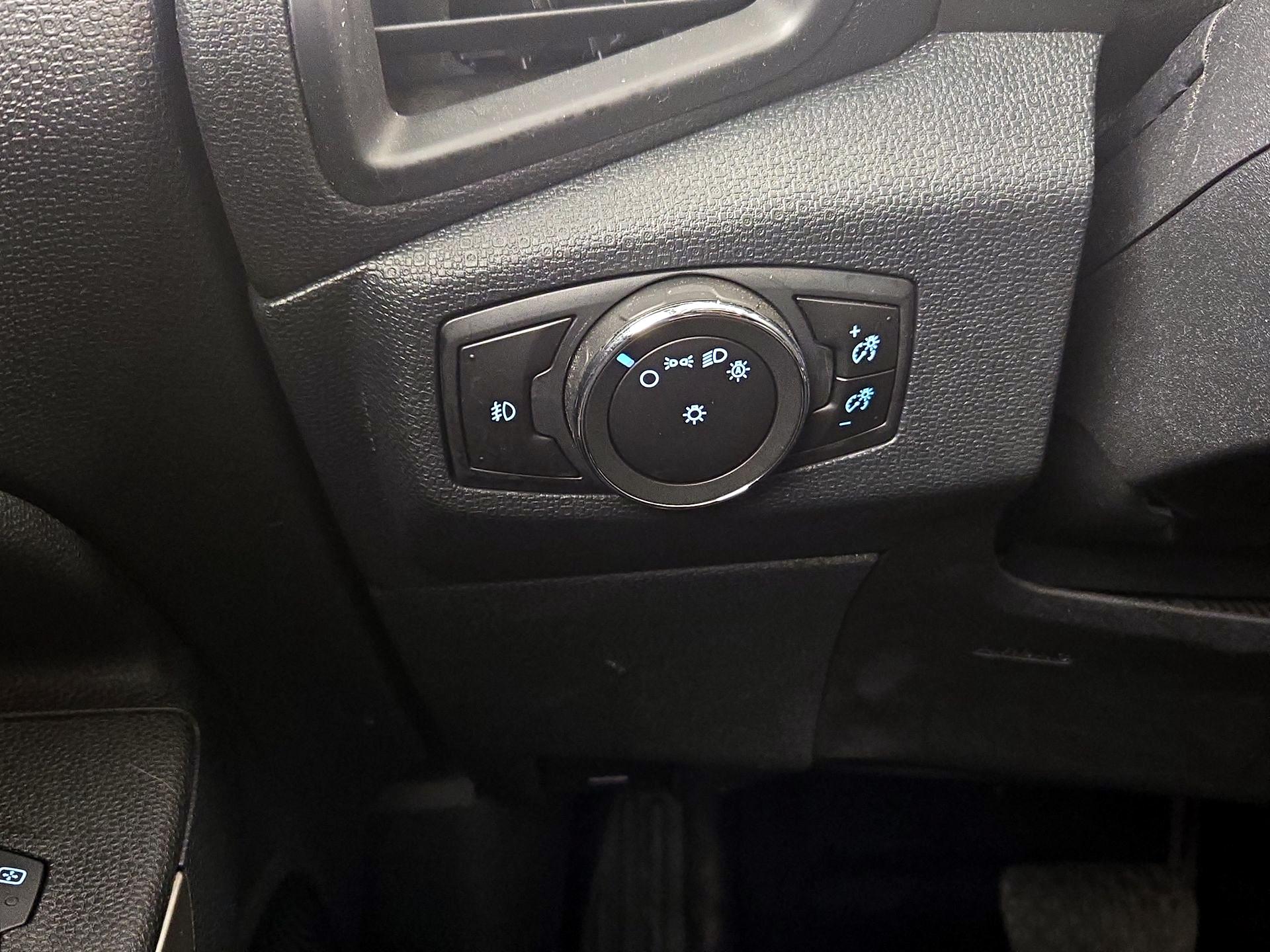 Thumbnail: 2020 Ford EcoSport - 13
