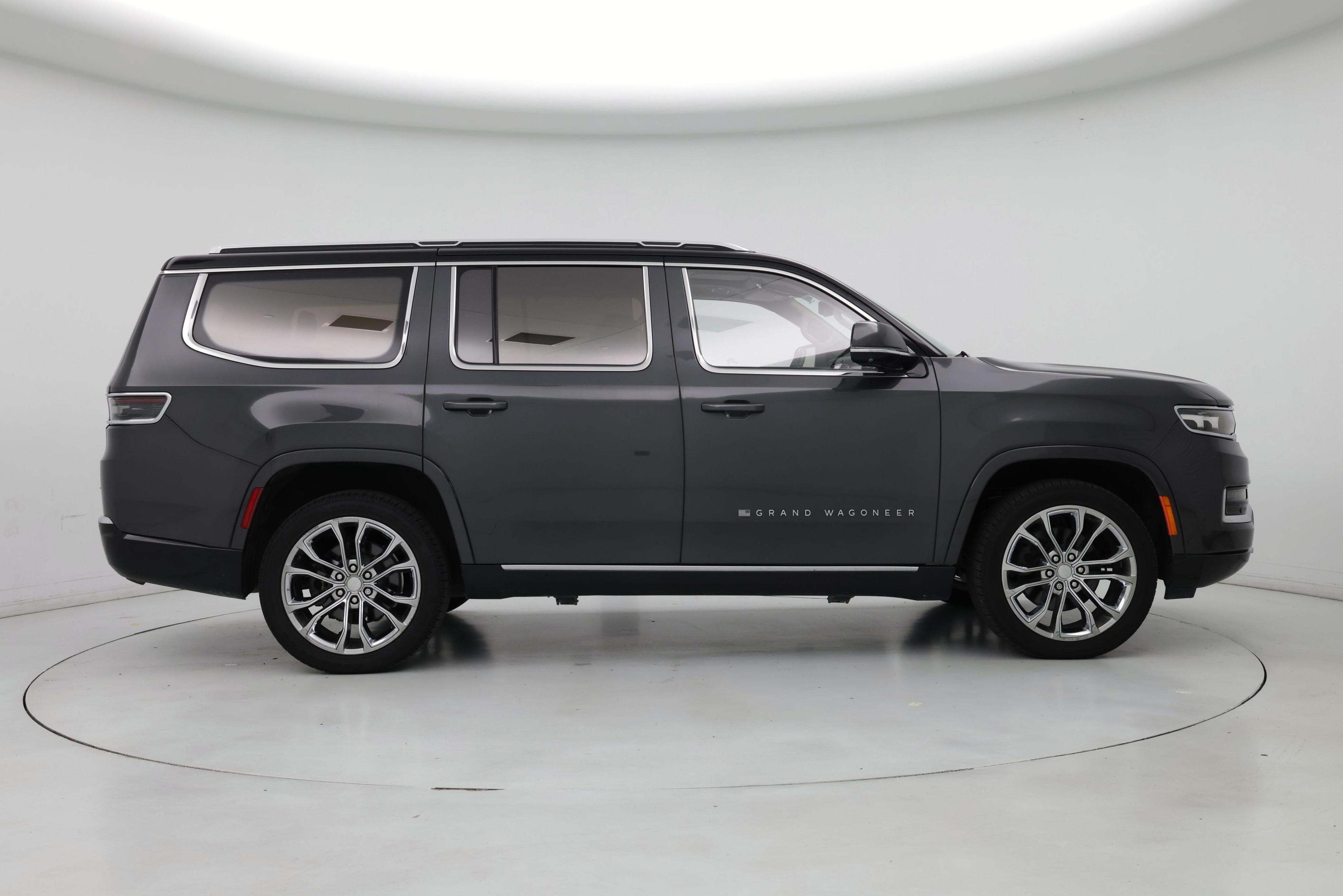 Thumbnail: 2022 Jeep Grand Wagoneer - 7