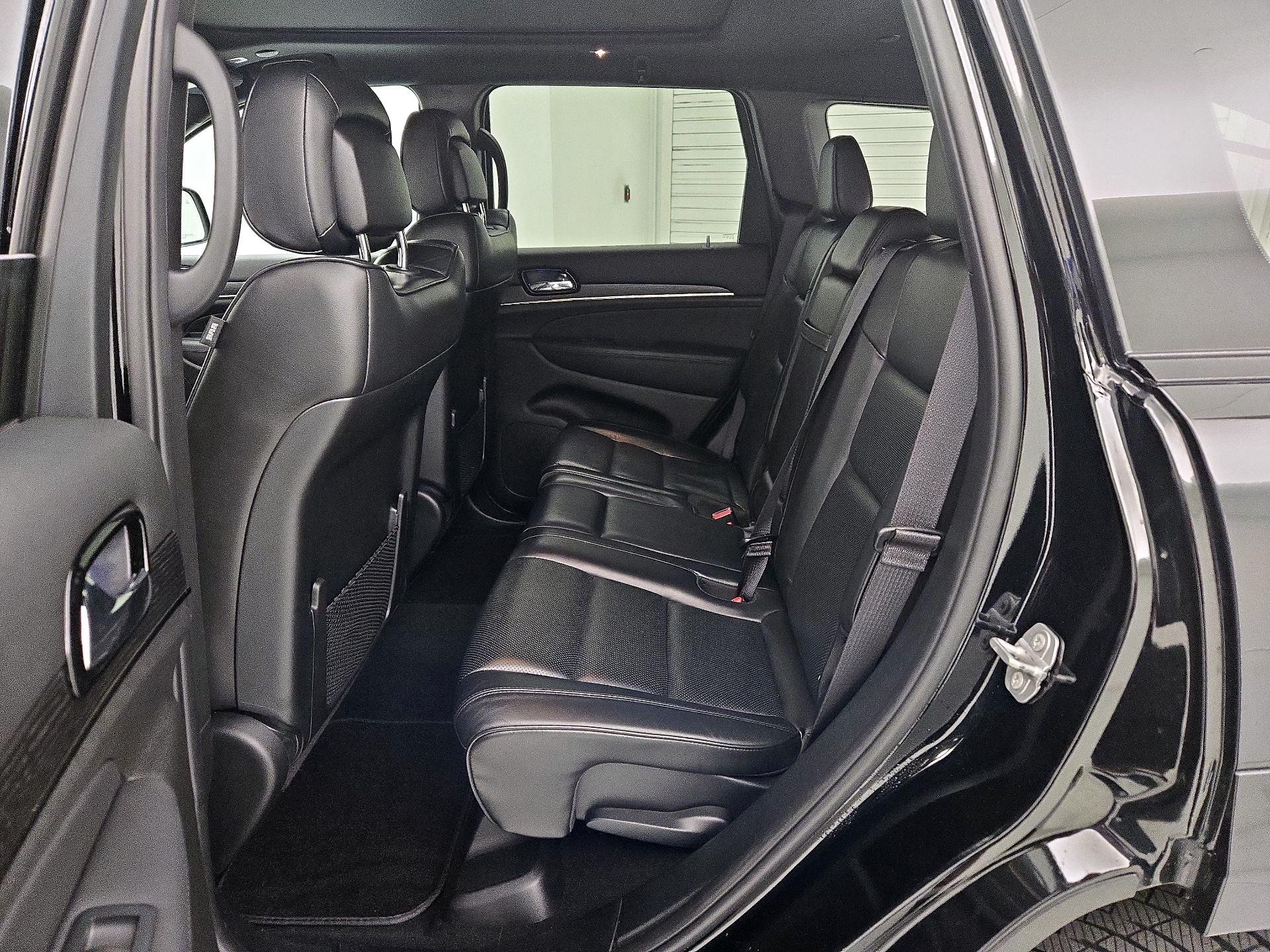 Thumbnail: 2019 Jeep Grand Cherokee - 20