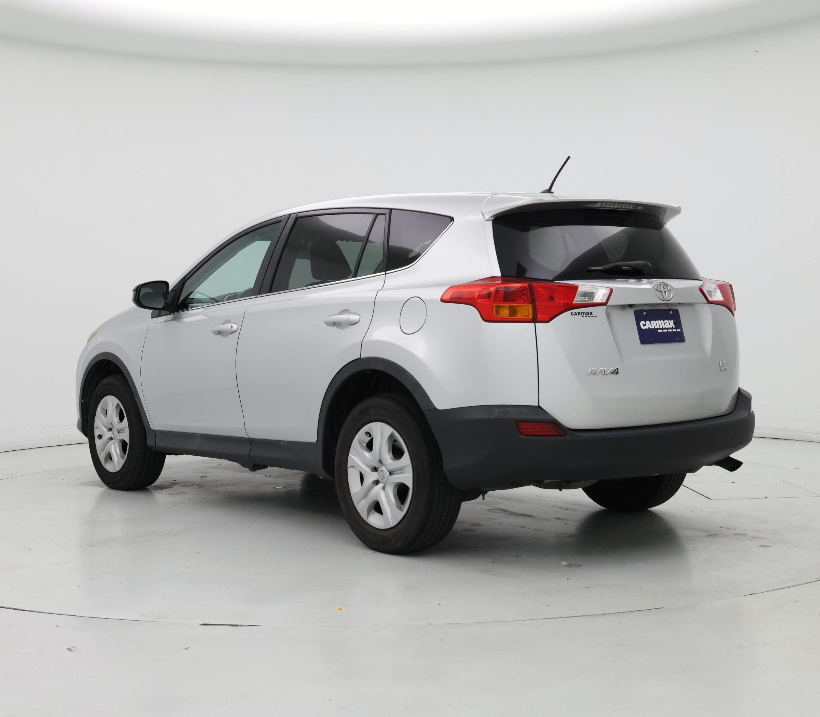Thumbnail: 2015 Toyota RAV4 - 2