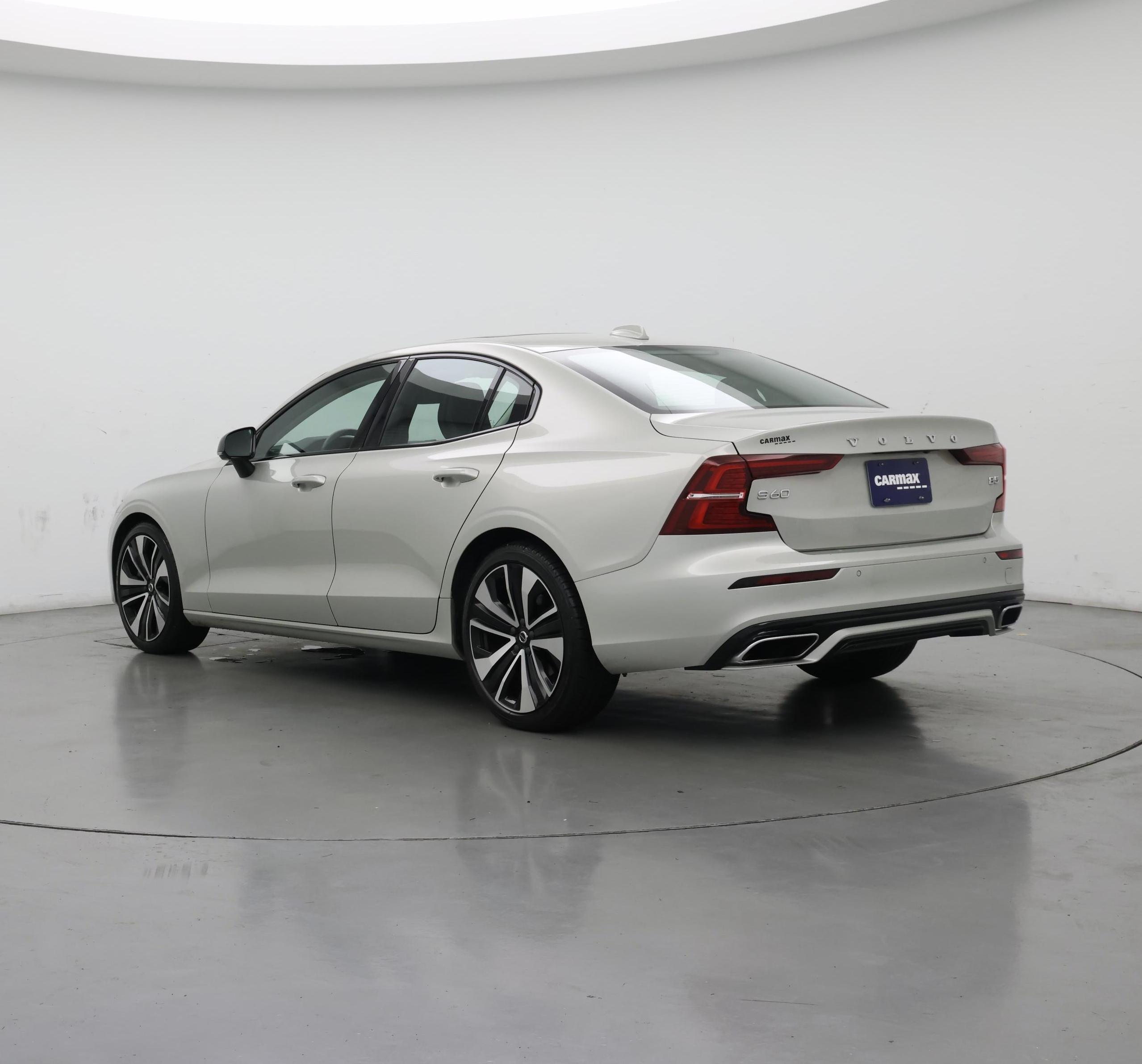Thumbnail: 2022 Volvo S60 - 2